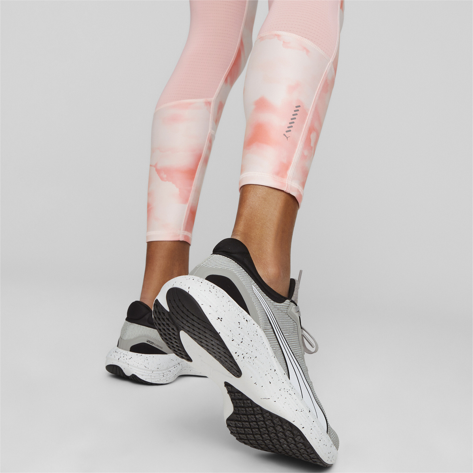 Women's Puma Run Favorite AOP 7/8's Tights, Pink, Size S, Clothing
