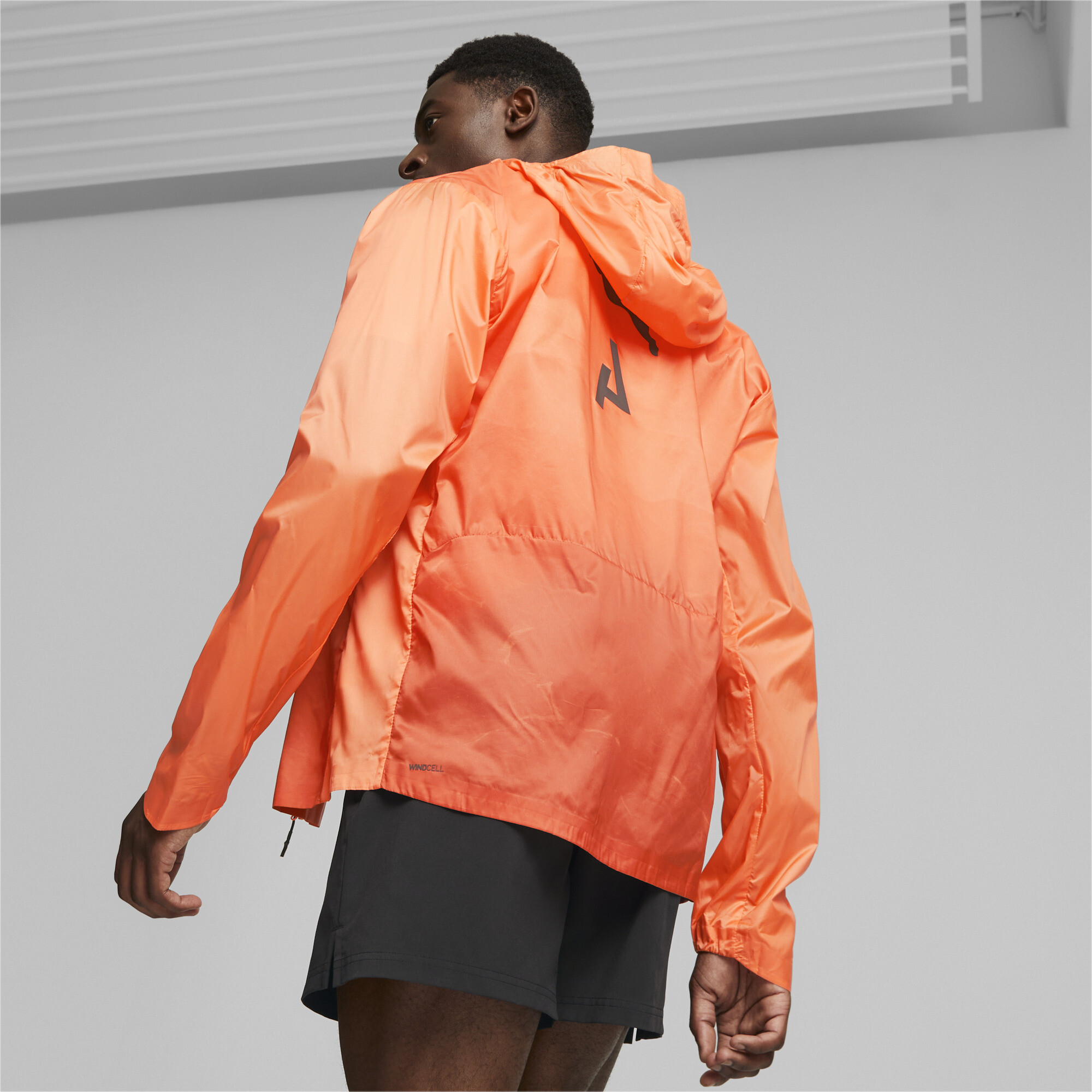 Men's Puma SEASONS's Lightweight Running Jacket, Orange, Size L, Clothing