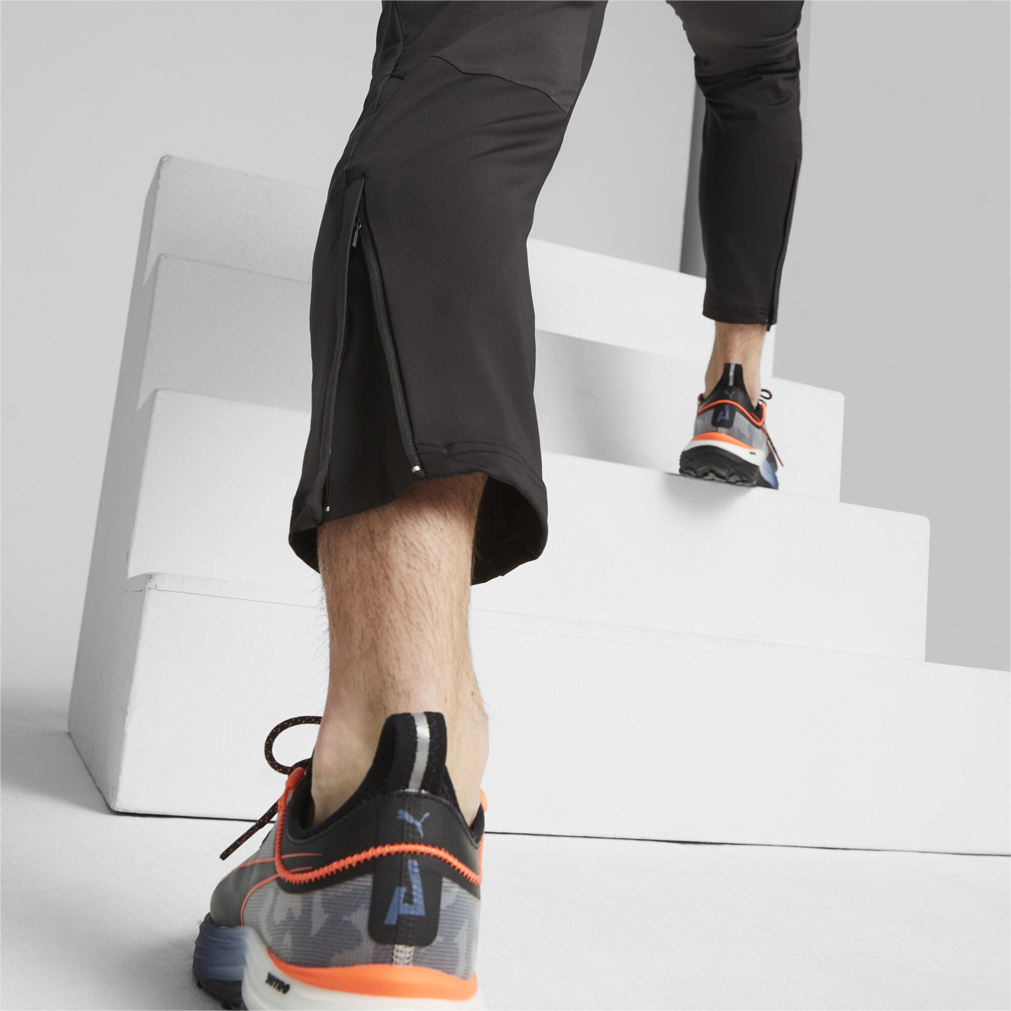 Men's PUMA SEASONS Lightweight Trail Running Pants In Black, Size XL