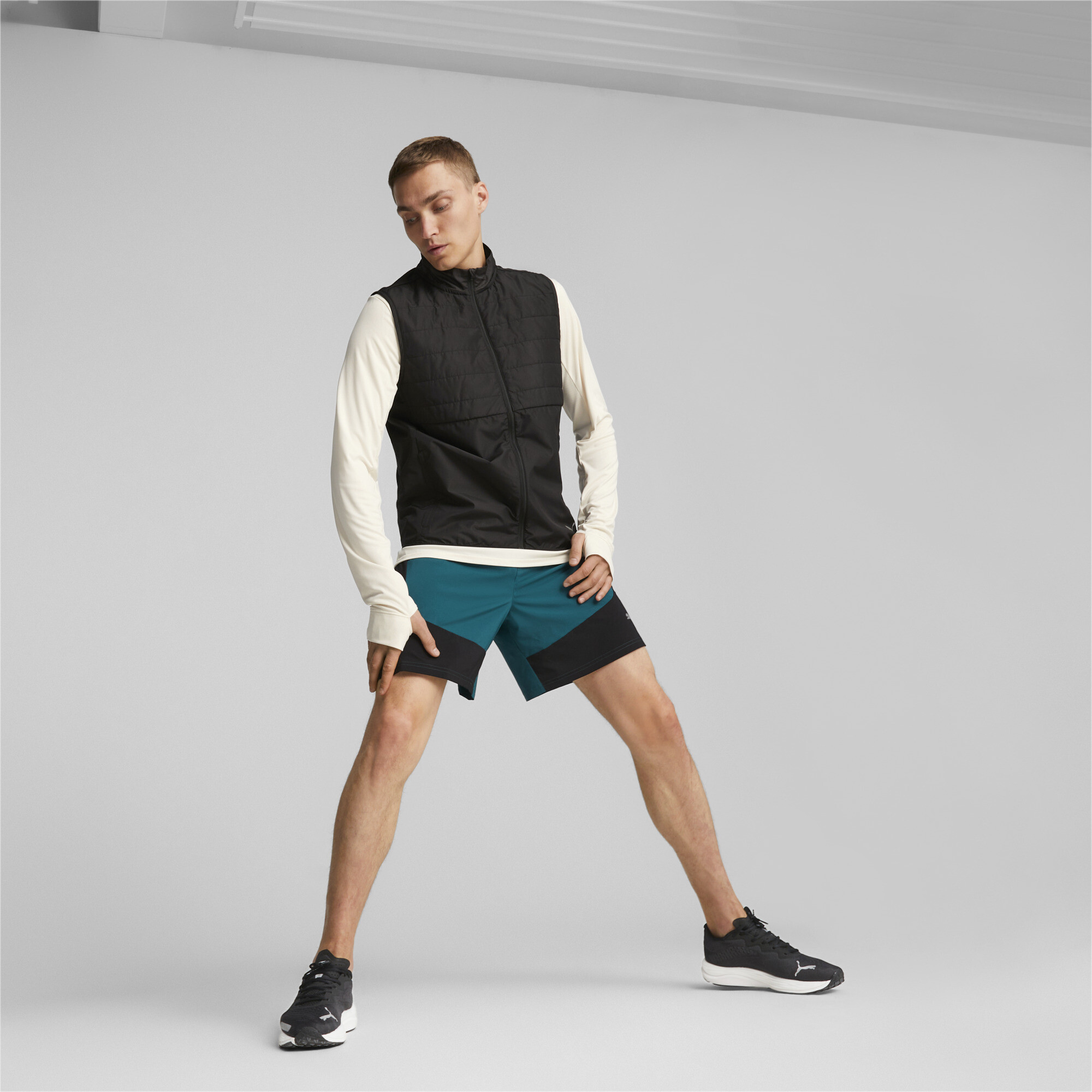 Men's Puma Run Favourite's Running Puffer Vest, Black, Size M, Clothing
