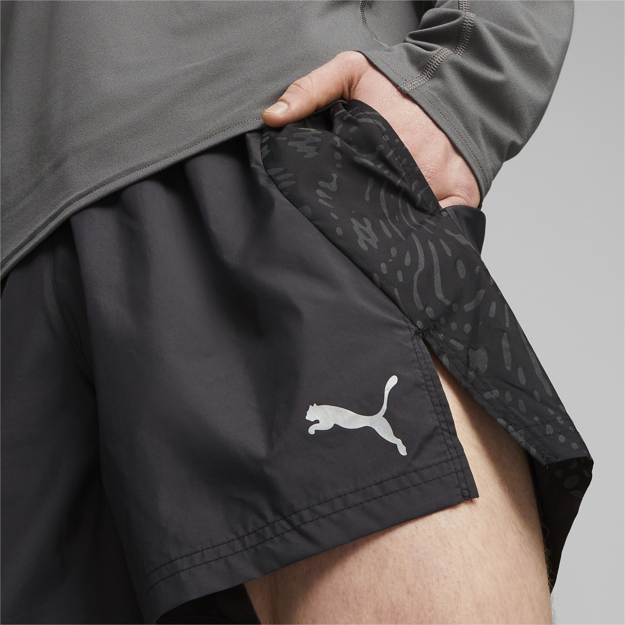 Men's RUN PUMA 5 Running Shorts In Black, Size XL