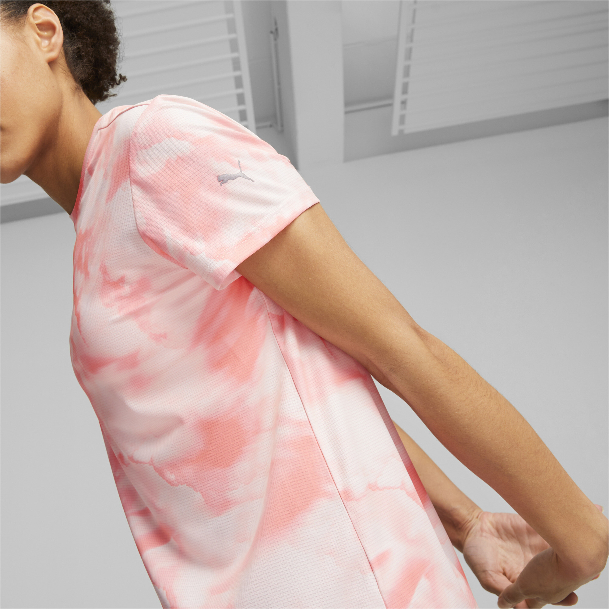 Women's Puma Run Favorite's T-Shirt, Pink, Size S, Clothing
