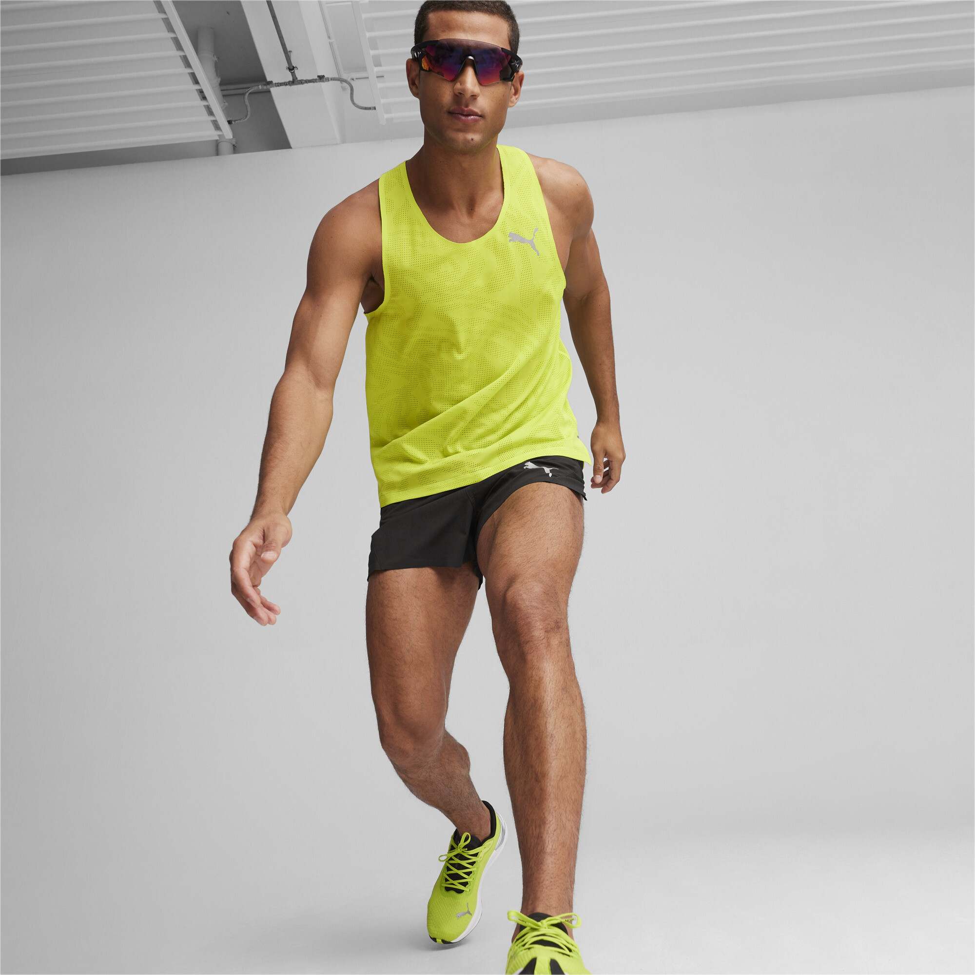 Men's PUMA RUN ULTRASPUN Running Singlet In Green, Size XL