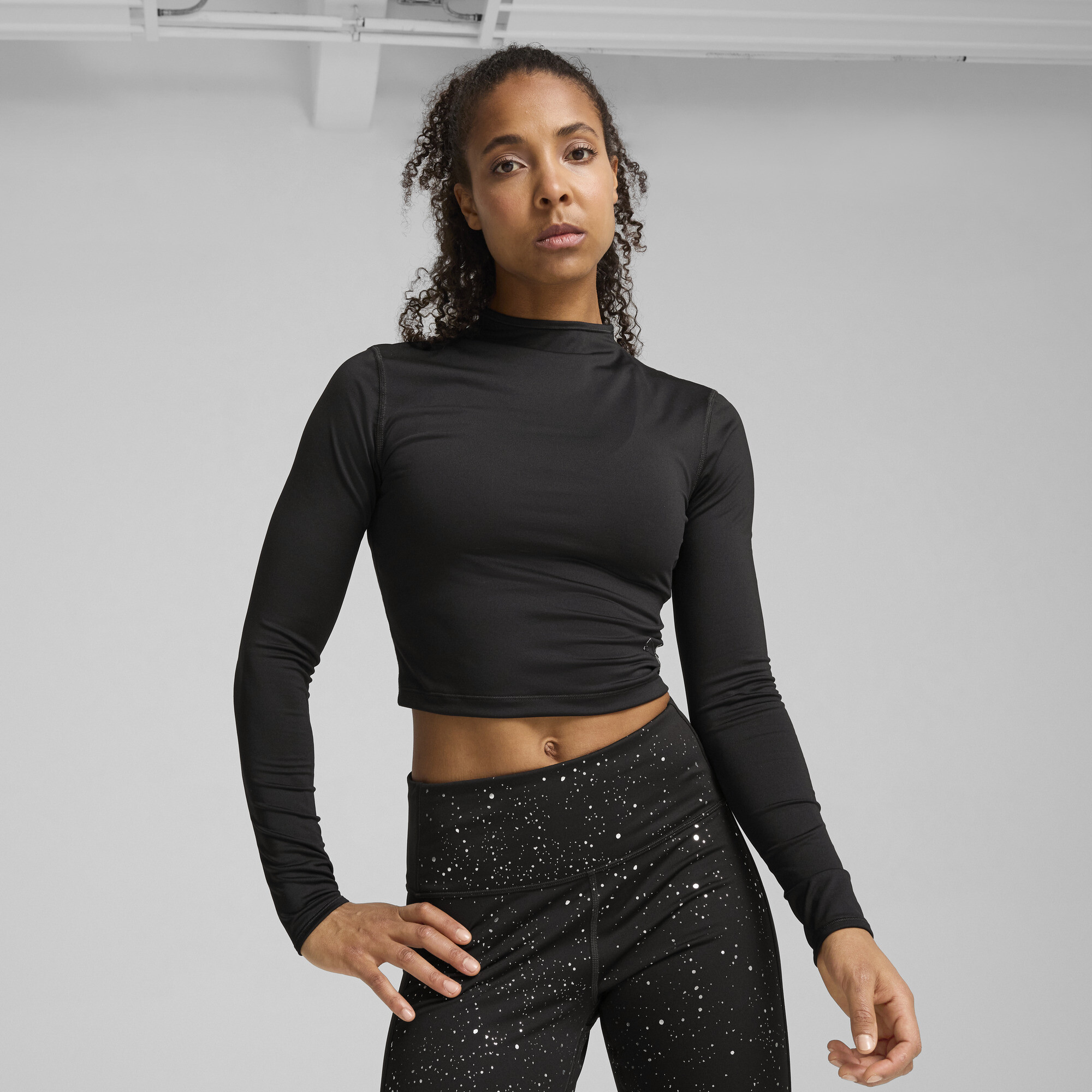 Women's PUMA INTERGALACTIC Long Sleeve Crop Top Women In Black, Size XL