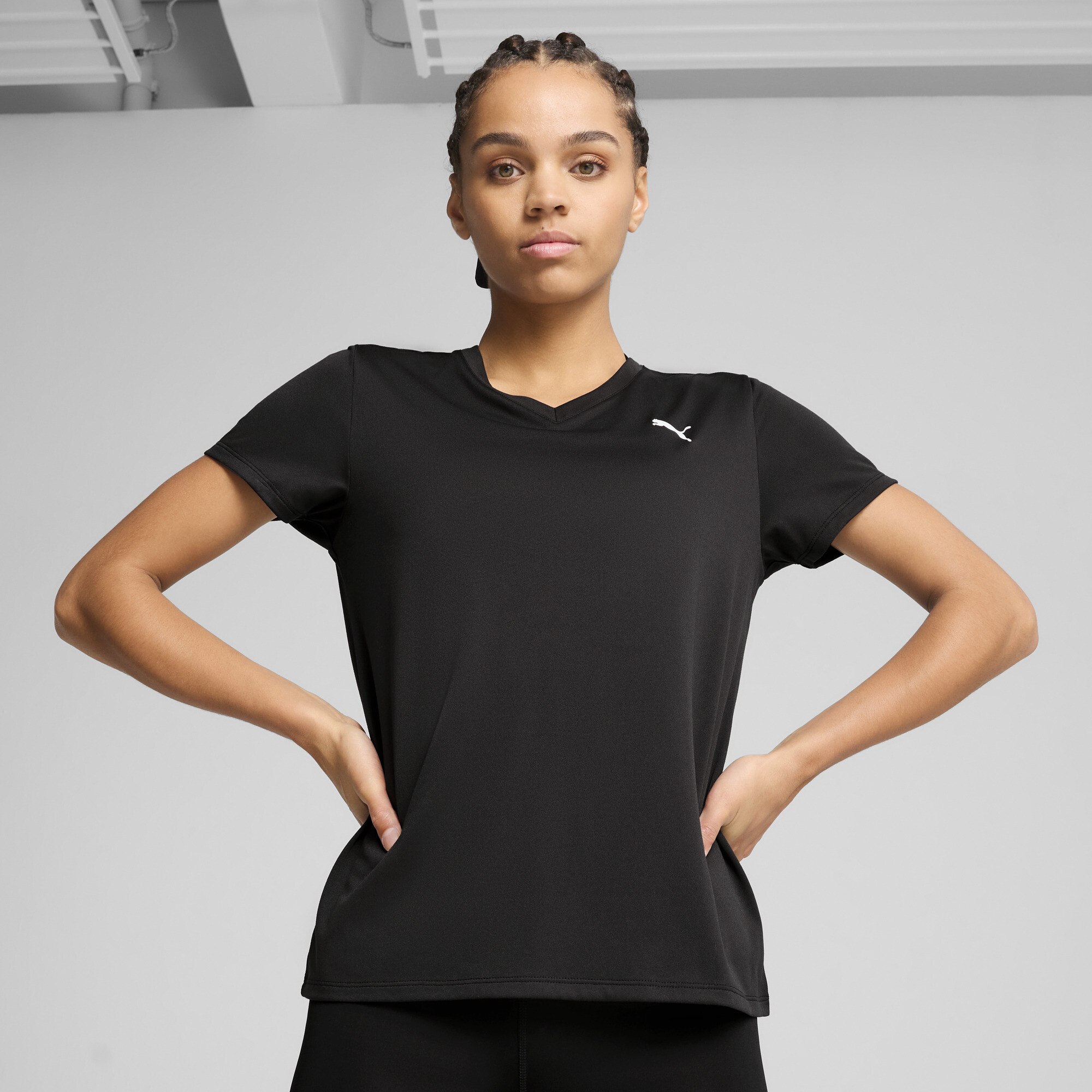 Puma TAD ESSENTIALS T-Shirt mit V-Ausschnitt Damen | Black | Größe: M