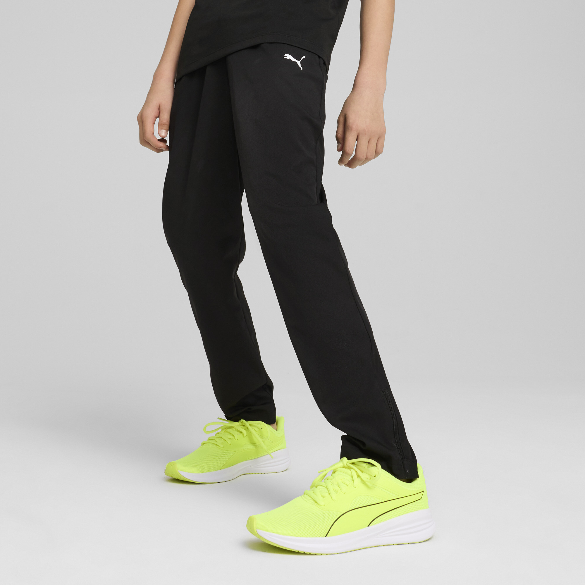 Puma Ess Training Woven Pants Youth In Black
