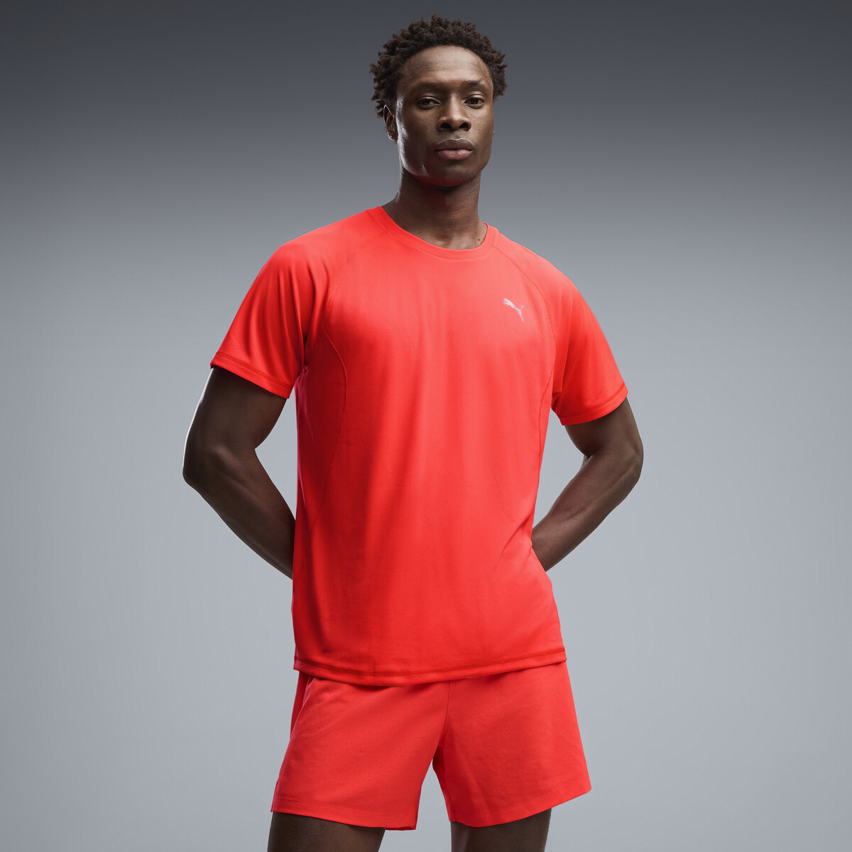 VELOCITY Running T-Shirt Men in Ultra Red by PUMA, Medium