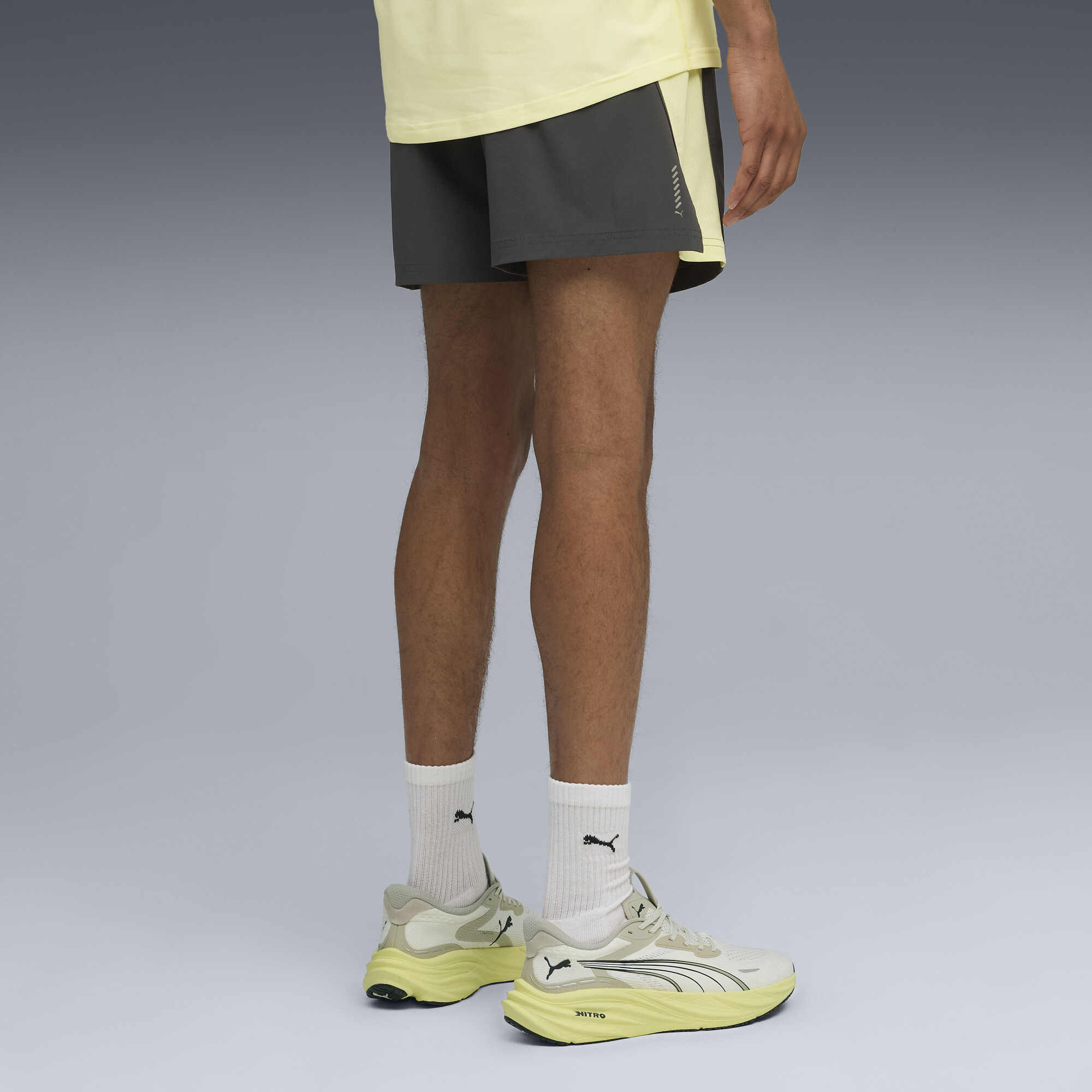 PUMA VELOCITY hardloopshort voor Heren, Grijs/Goud, Maat 3XL thumbnail 3