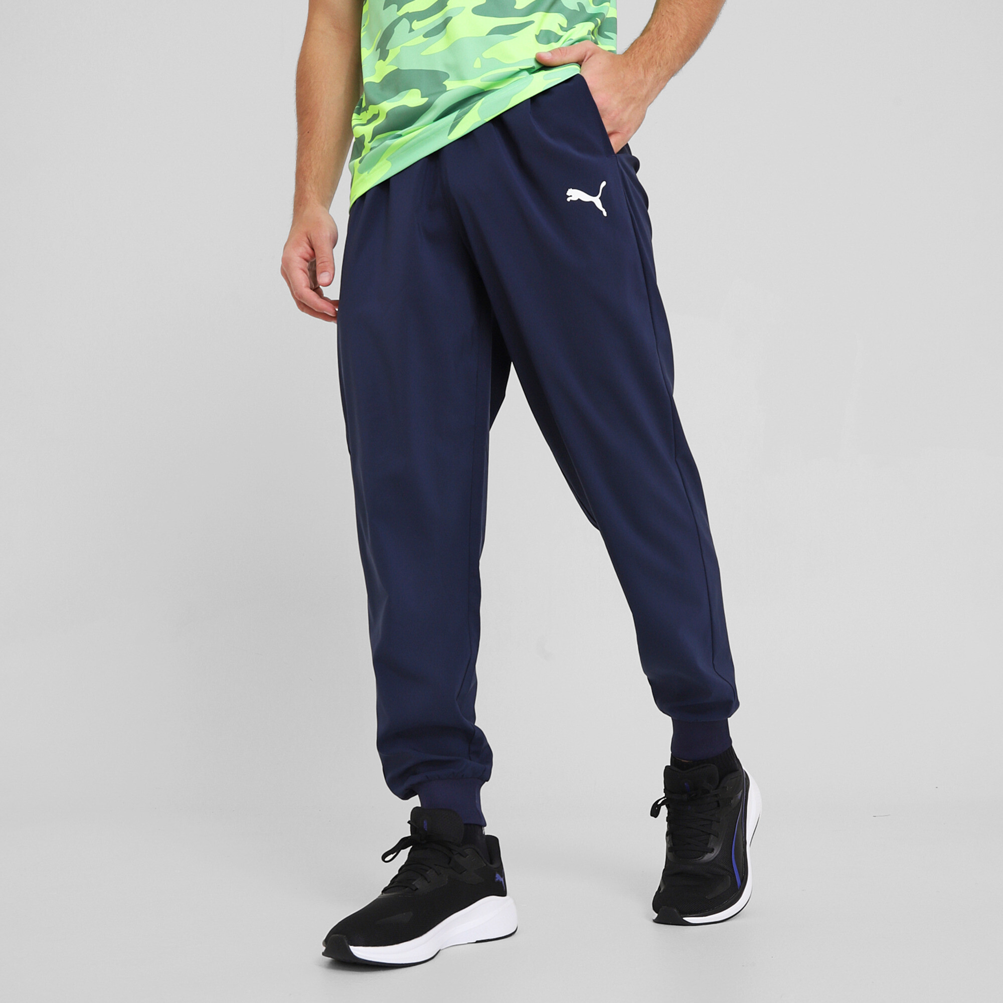 Pantalón deportivo PUMA Train Essentials para hombre