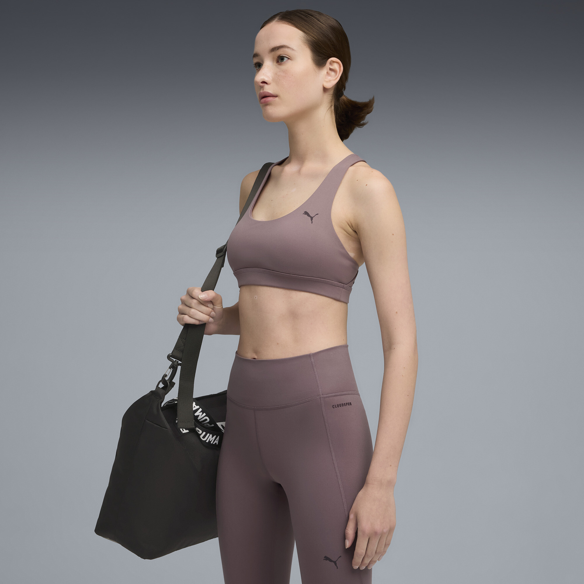PUMA トレーニング ストレートパンツ Oサイズ　未使用　ピンク PUMA（プーマ） ボトムス レディース トレーニング パンツ PUMA 524385