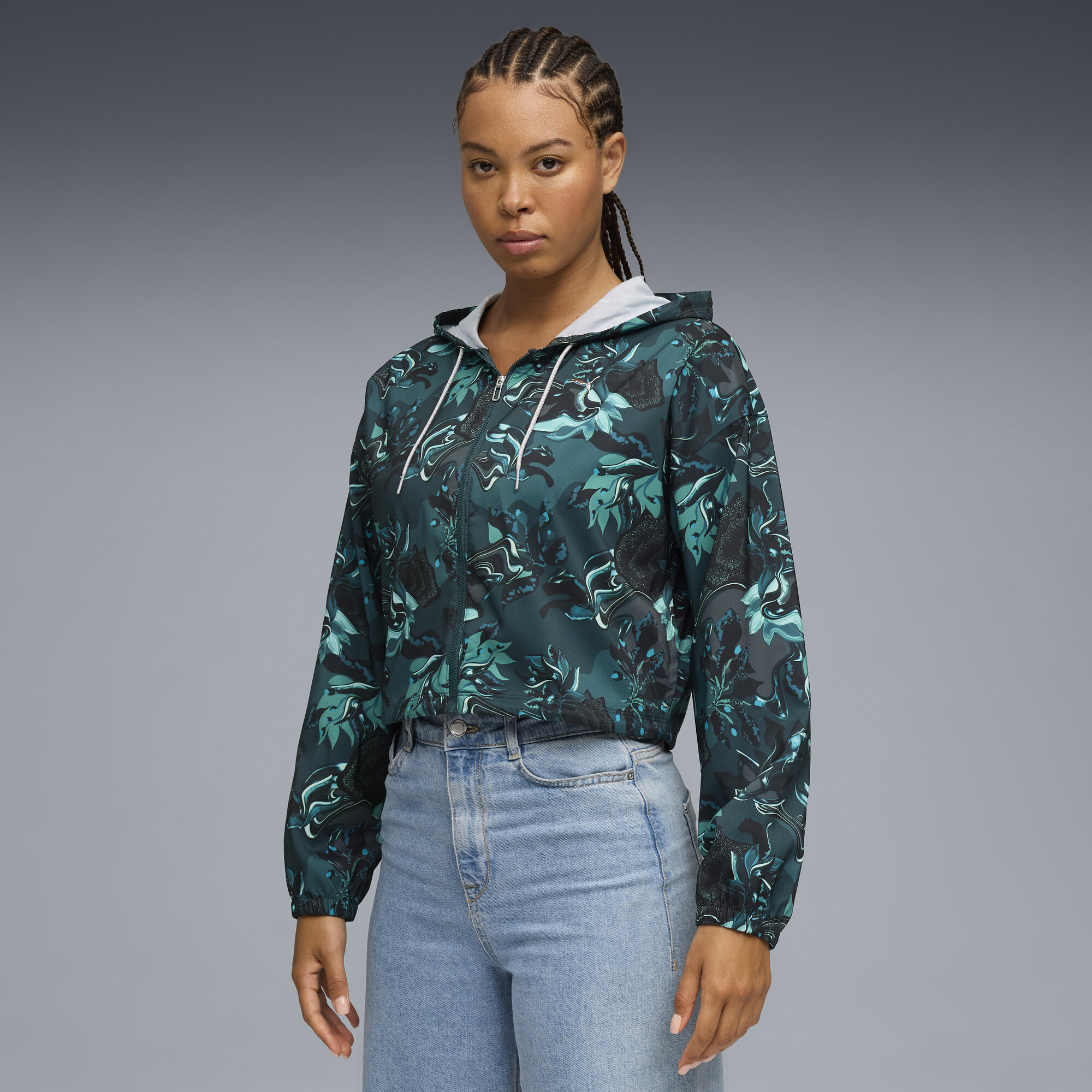 Puma Green Terrains Woven Jacket Women, Size Xl In Green