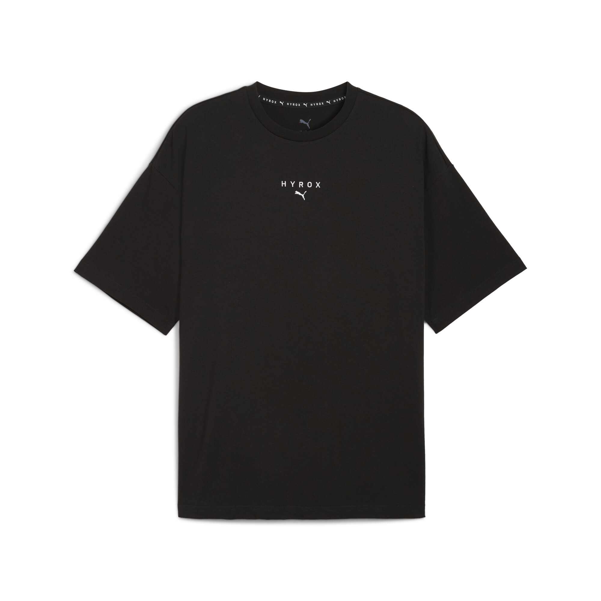商品情報PUMA x HYROXコレクションより半袖Tシャツが登場します。トレーニングに向かうまでのアイテムとしておすすめの一着です。オーバーサイズのゆったりとしたシルエットで快適な着用感を提供します