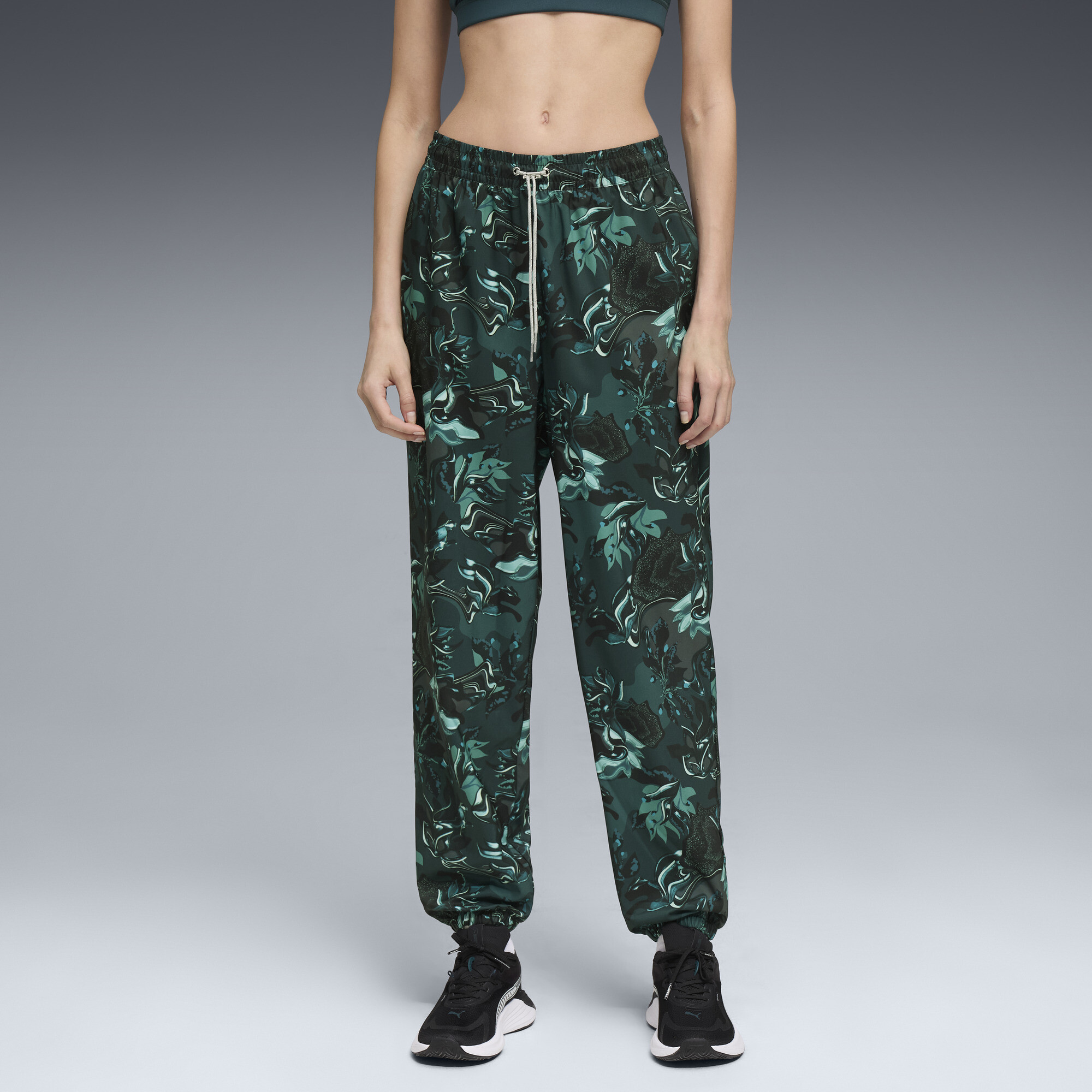 PUMA Geweven Groen TERRAINS joggingbroek voor Dames, Maat XS thumbnail 4