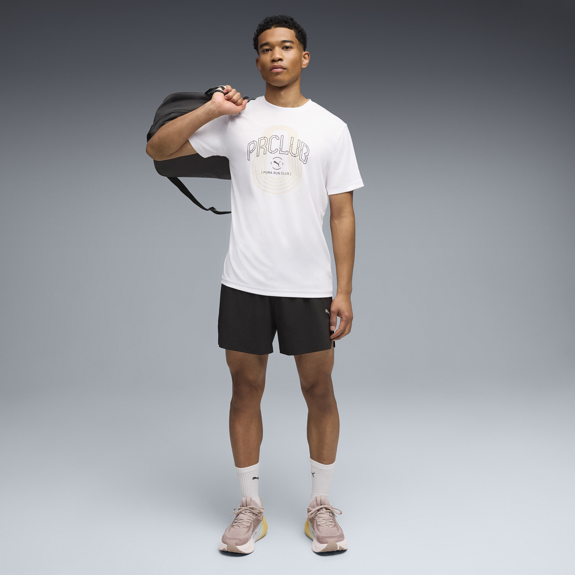 PUMA Run Club Graphic T-shirt voor Heren, Wit, Maat M thumbnail 4