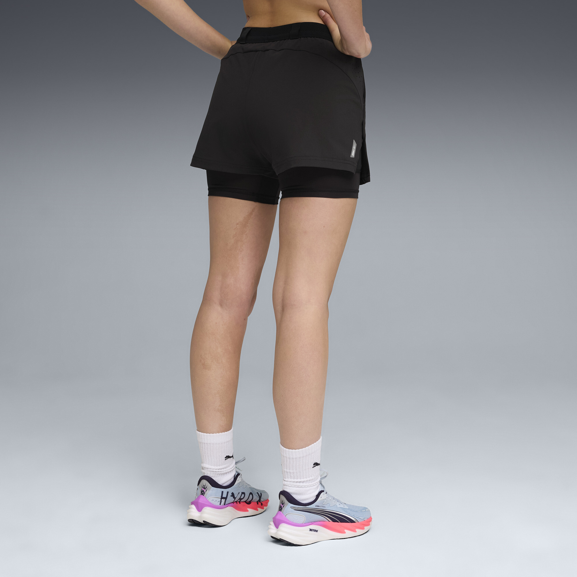 PUMA x HYROX DRYELITE 2-in-1 short voor Dames, Zwart, Maat XS thumbnail 3