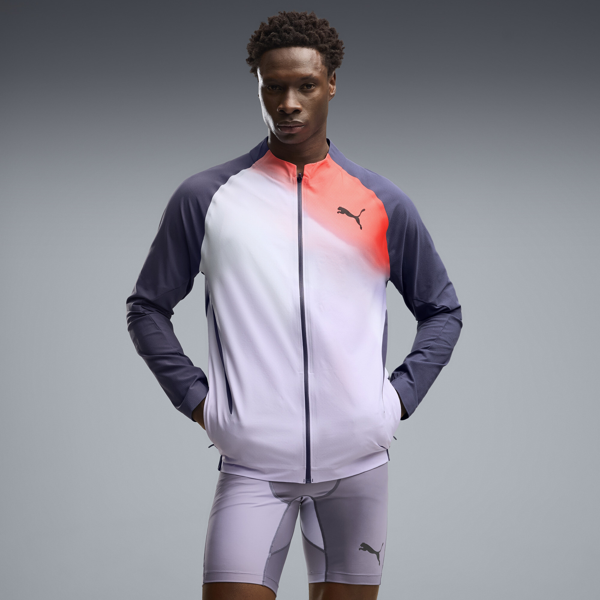 PUMA Lightspeed ULTRAWEAVE Graphic Laufjacke Herren, Kleidung, Grau, L