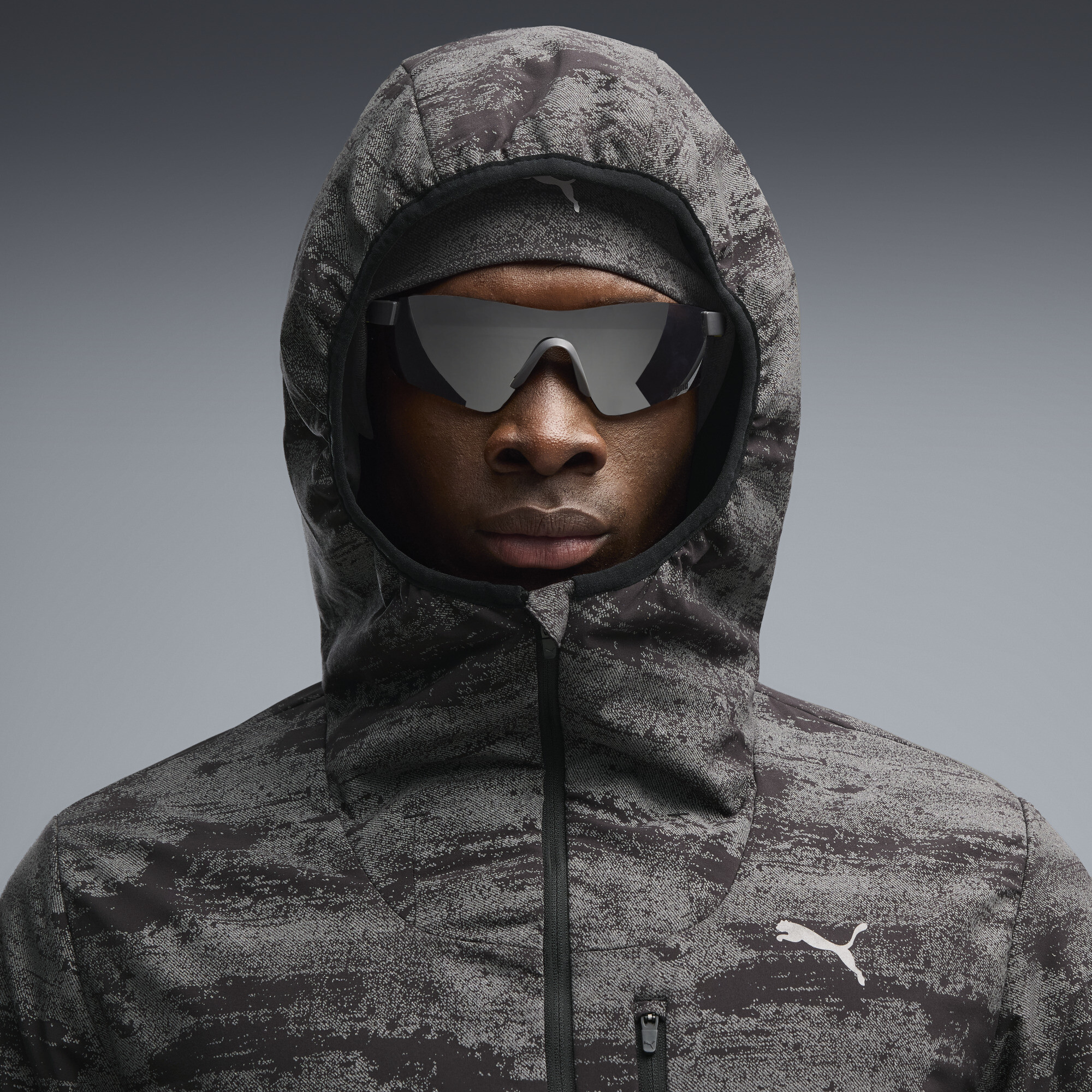 PUMA Brightstride Bedruckte Jacke mit PrimaLoft® Isolierung Herren, Kleidung, Schwarz, XXL