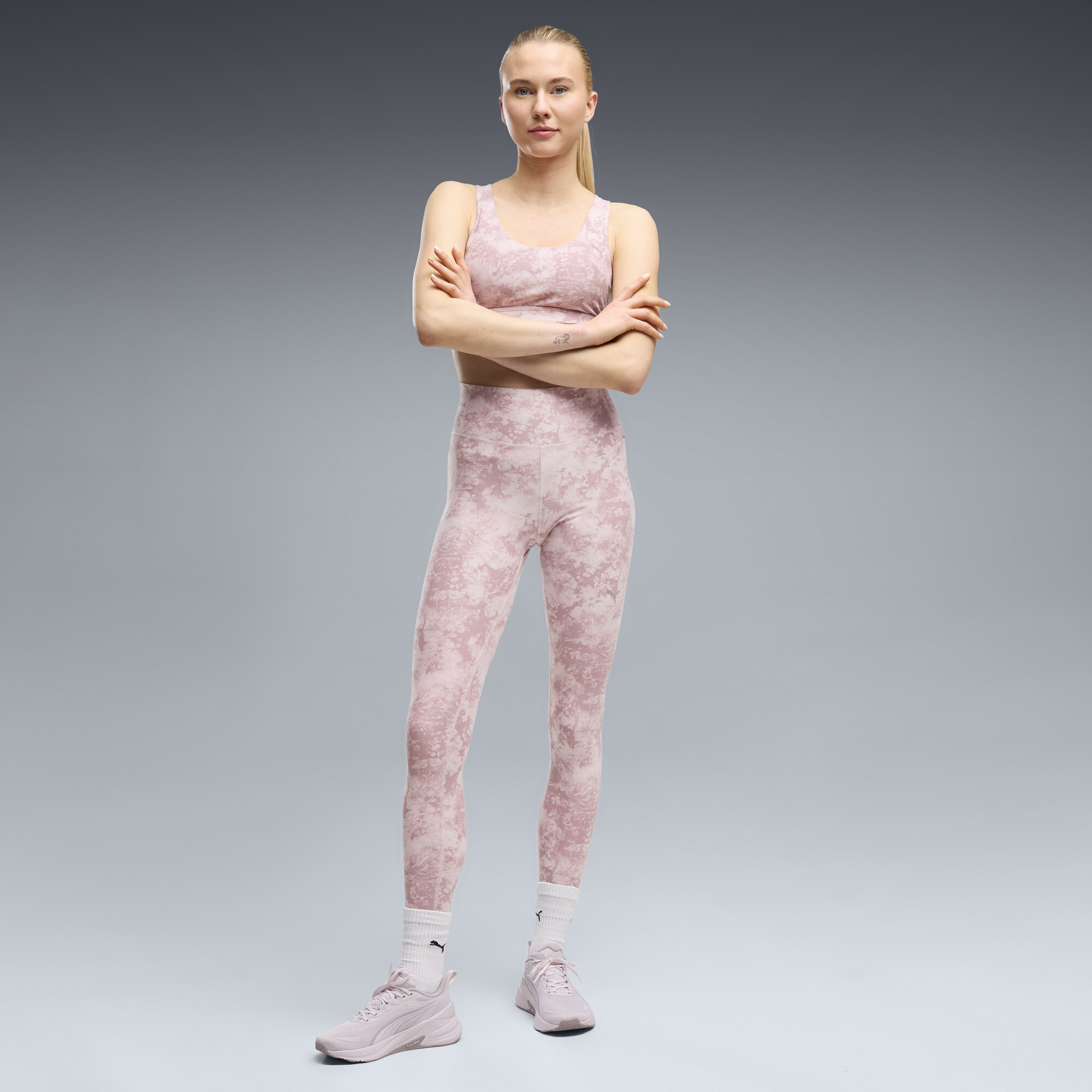 PUMA CLOUDSPUN Ultra Soft Women's High-Waisted Training Tights in Pink, Size M