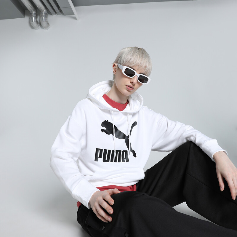 

Women's PUMA Classic Logo Relaxed Fit Woman's Hoodie