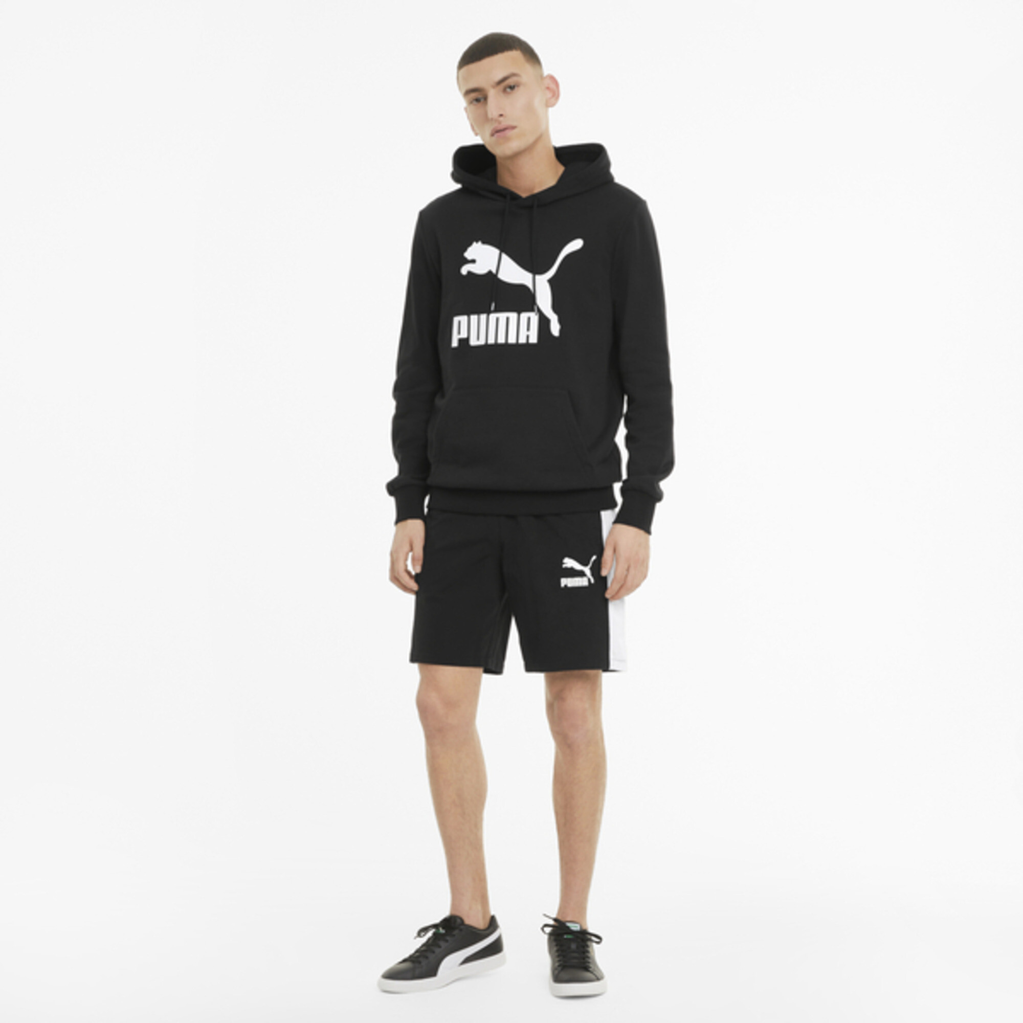 Men's PUMA Classics Logo Hoodie In Black, Size Small