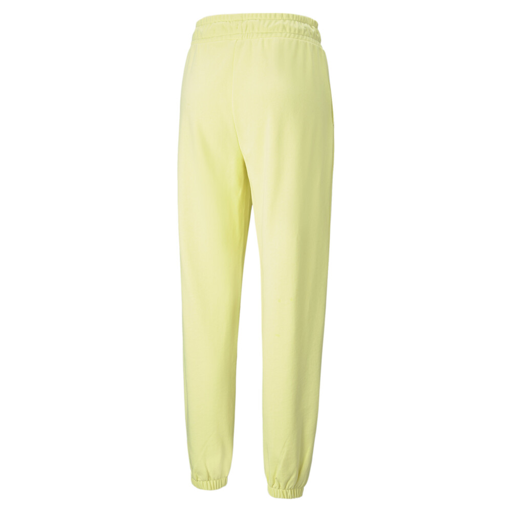 

PUMA - female - Штаны Classics Relaxed Women' Sweatpants – Yellow Pear –, Розовый