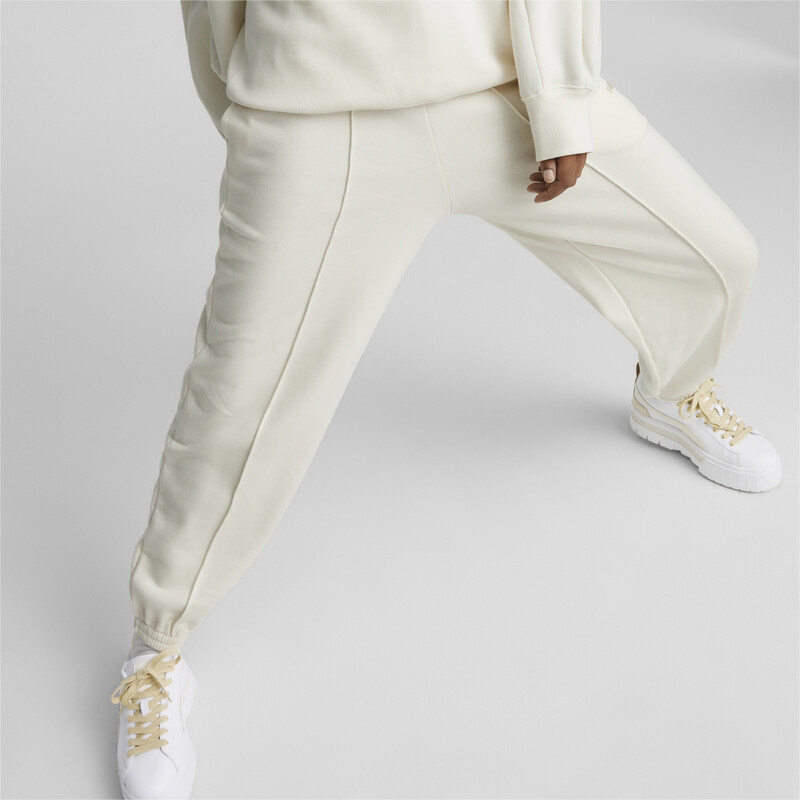 

Women's PUMA Classics Relaxed Fit Sweat Pants