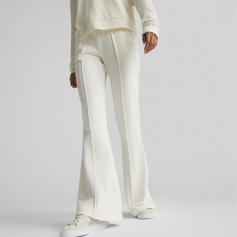 

Women's PUMA CLASSICS Flared Slim Fit Pants
