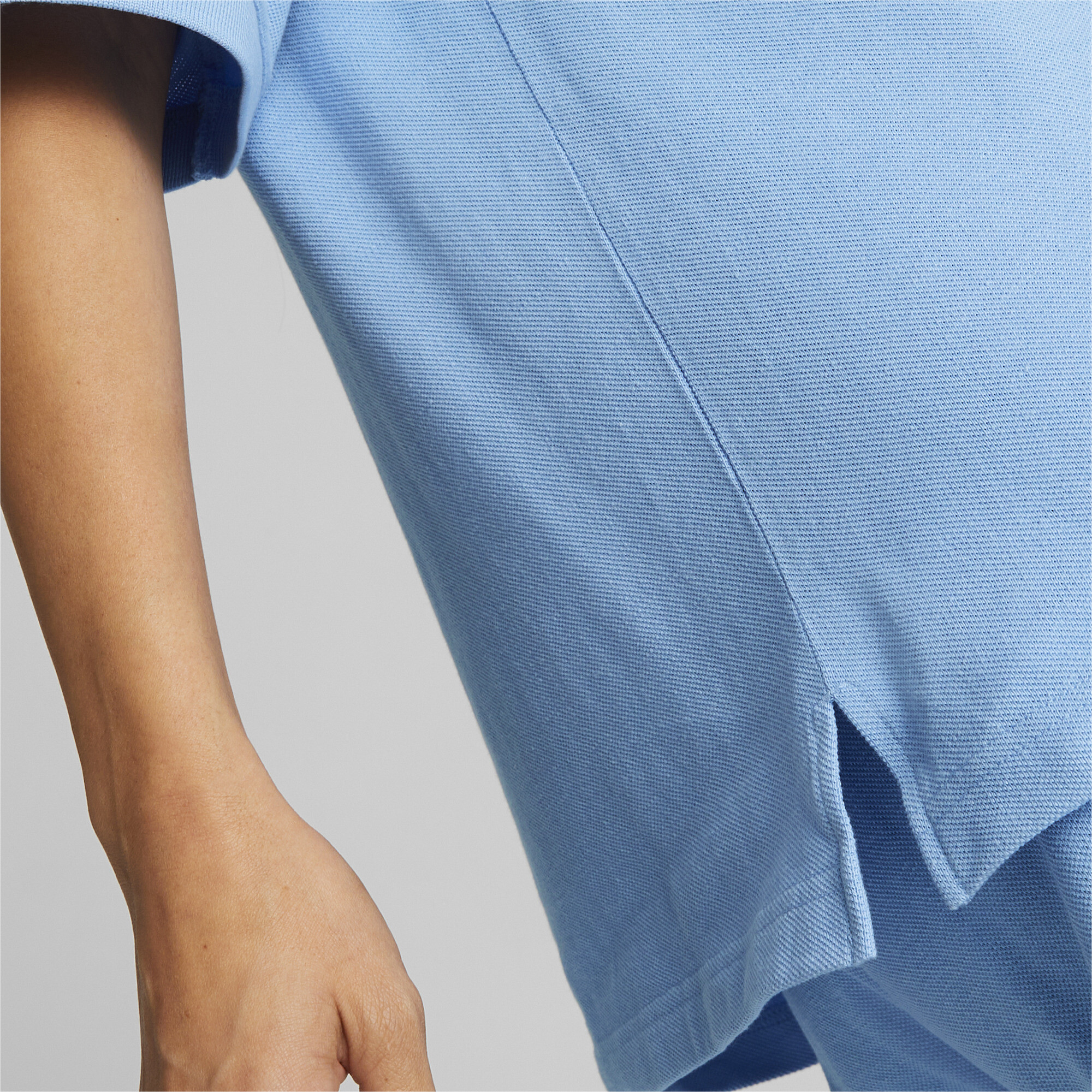 Women's PUMA Classics Shirt Women In 80 - Blue, Size Large