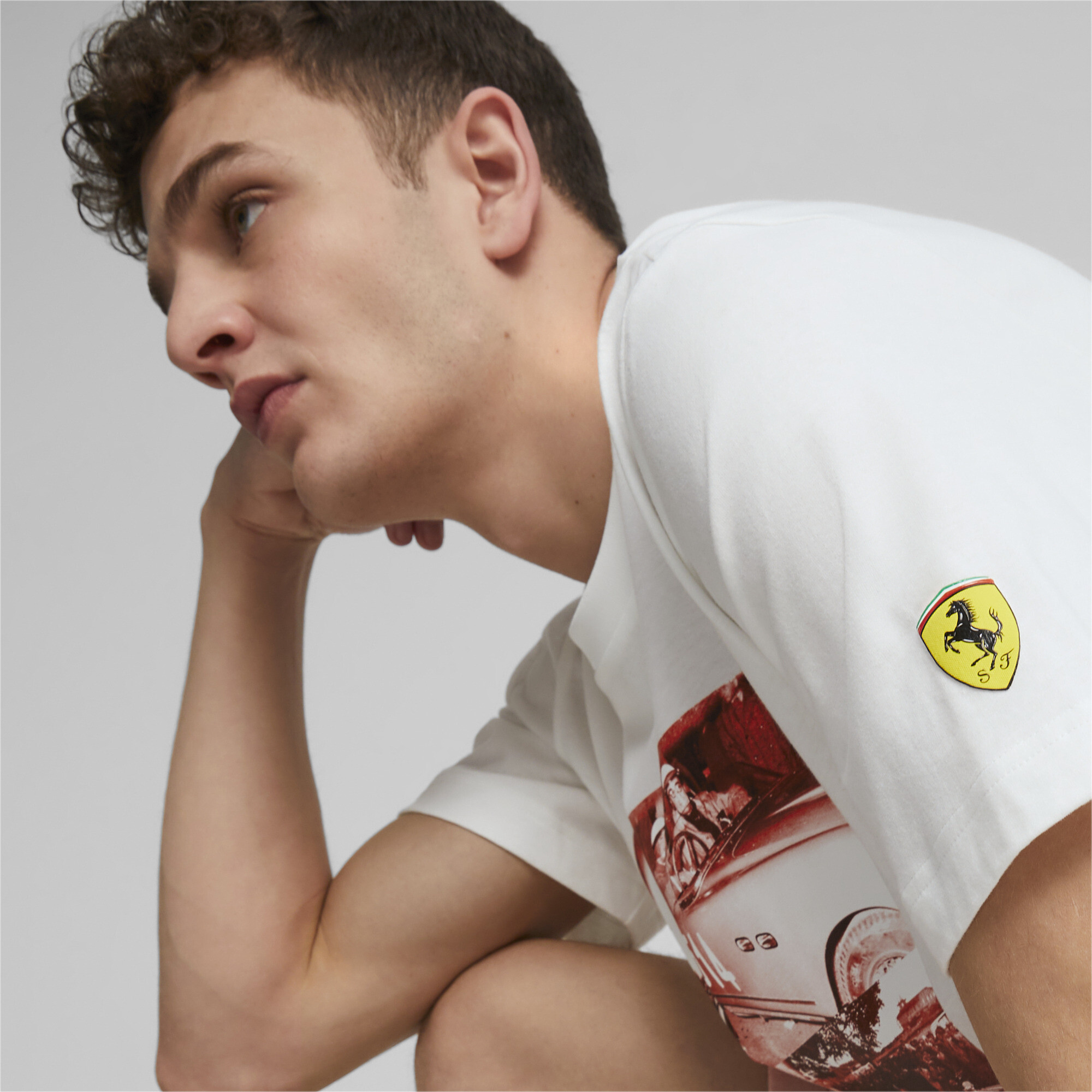 Men's PUMA Scuderia Ferrari Road Trip T-Shirt Men In White, Size XS