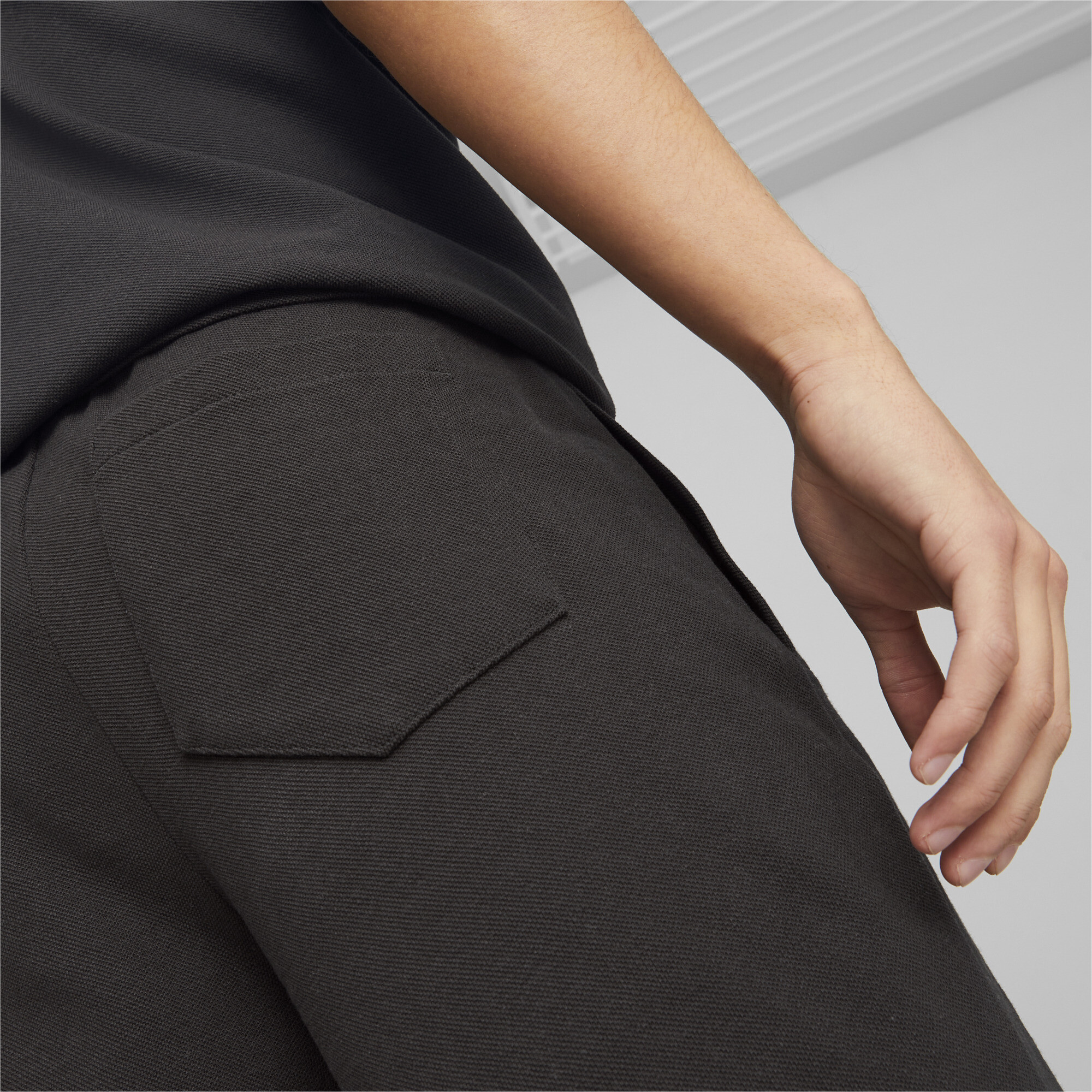 Men's PUMA Classics Pique 8 Shorts Men In Black, Size XL