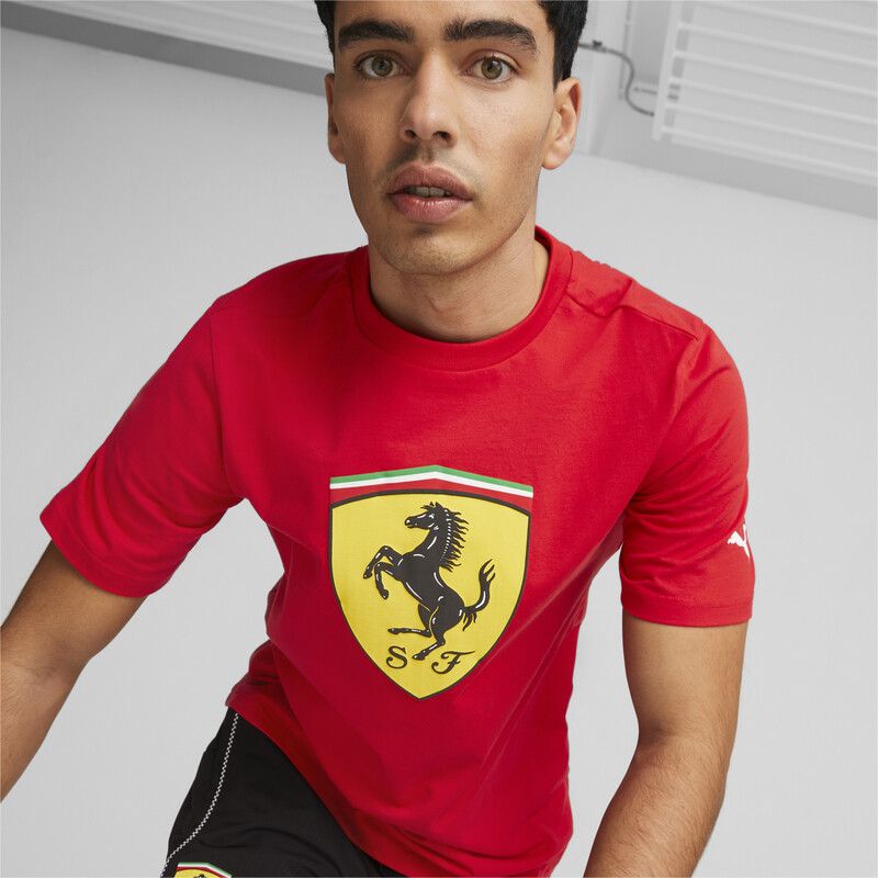 

Men's PUMA Ferrari Race Big Shield Regular Fit T-Shirt