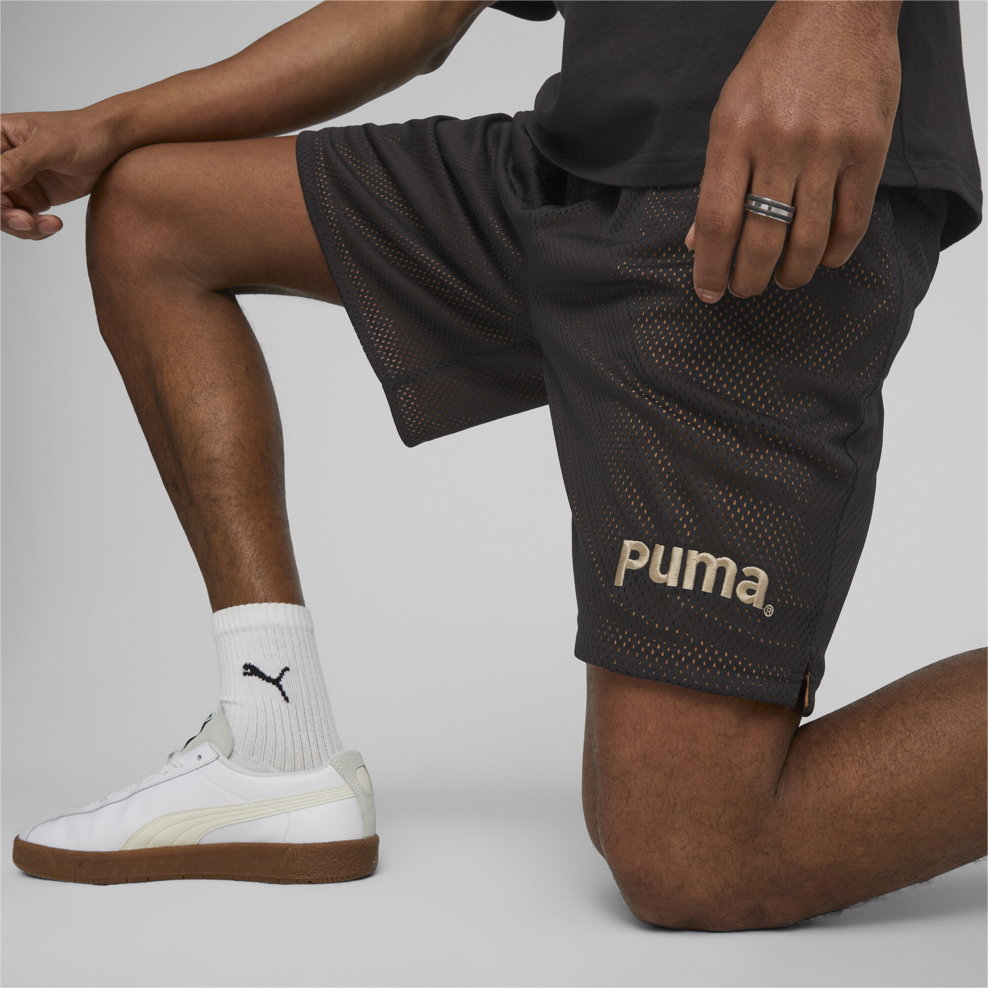 Men's PUMA Team 8 Mesh Shorts Men In Black, Size Medium