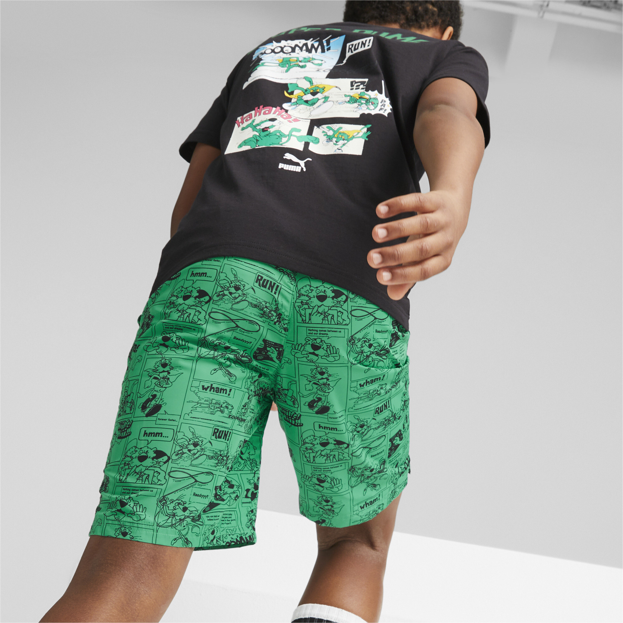 PUMA Classics Super Shorts In Green, Size 4-5 Youth