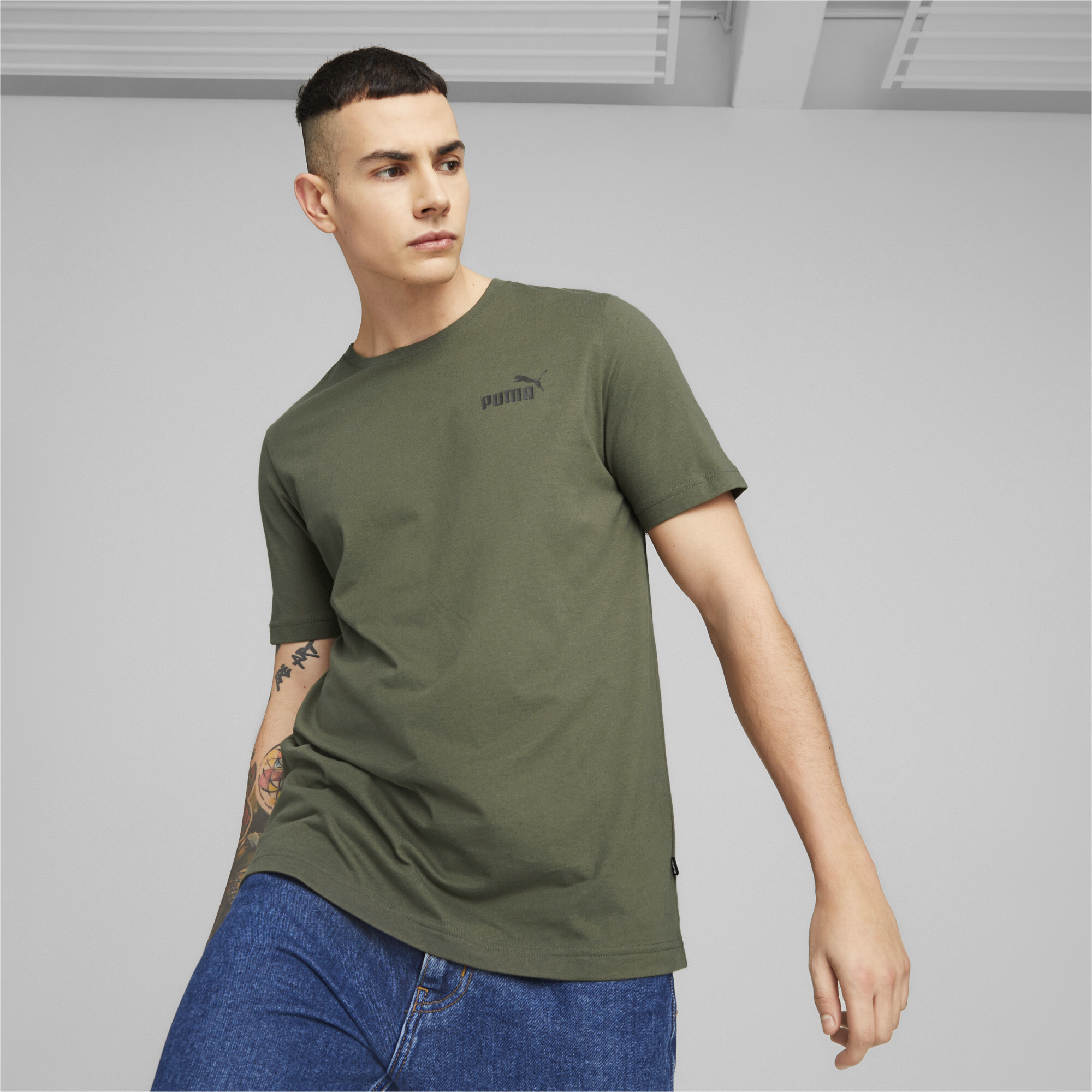 Puma Essentials Small Logo Herren T-Shirt | Mit Plain | Green Moss | Größe: M