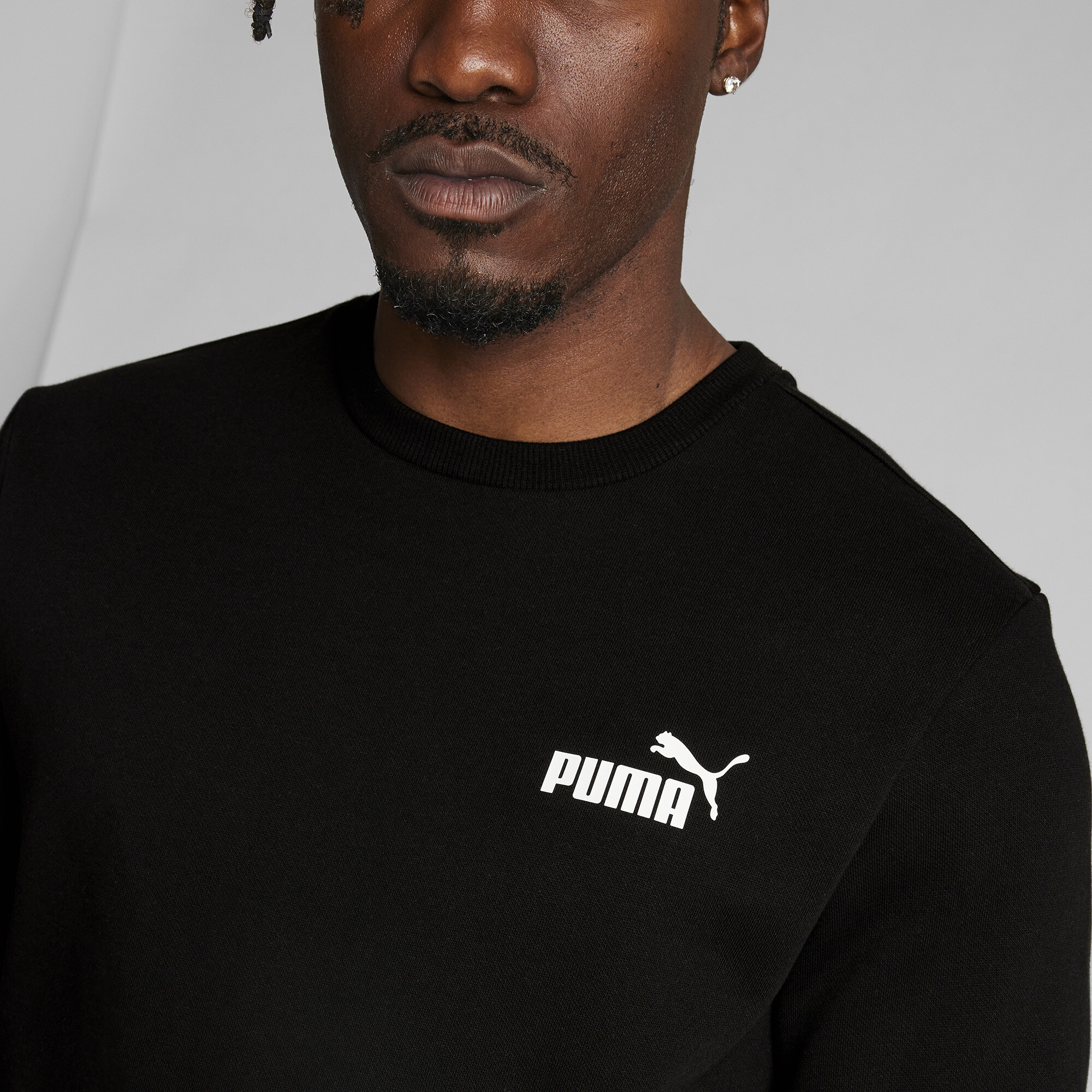 PUMA Men's Essentials Small Logo Crew Neck Sweatshirt