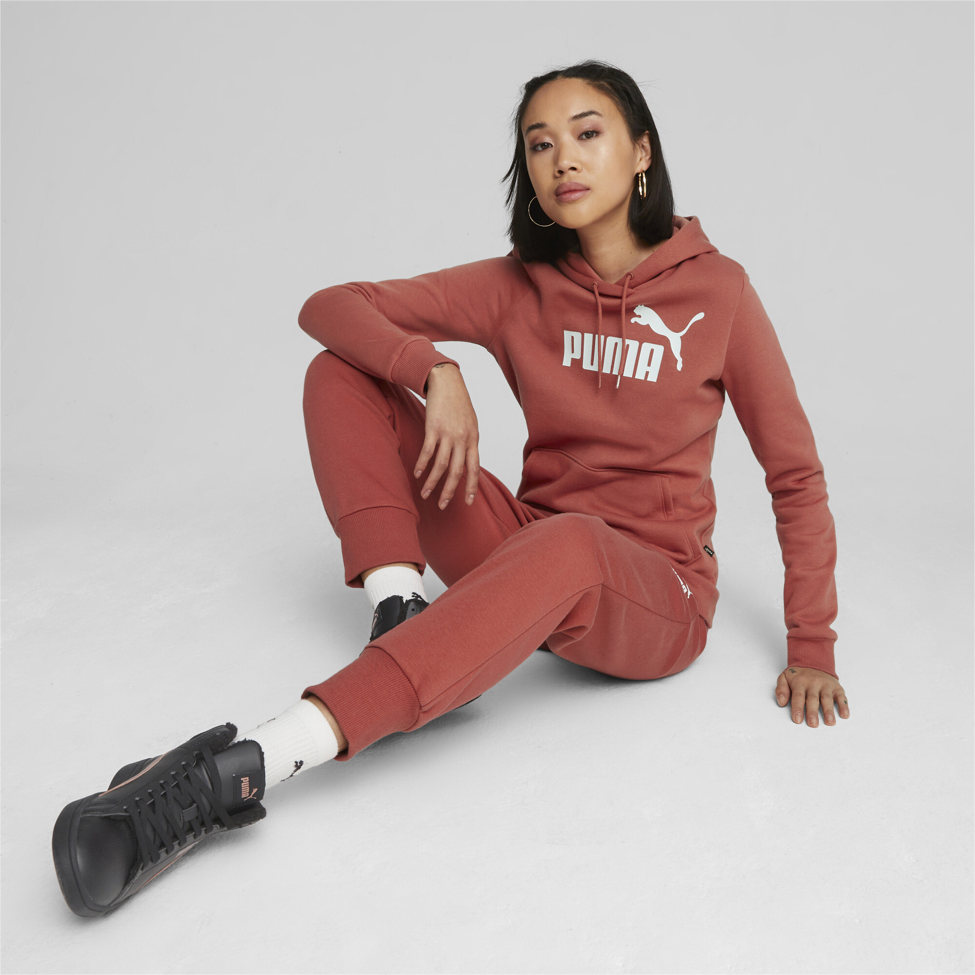 Women's Puma Essentials Logo FL's Hoodie, Red, Size XS, Clothing
