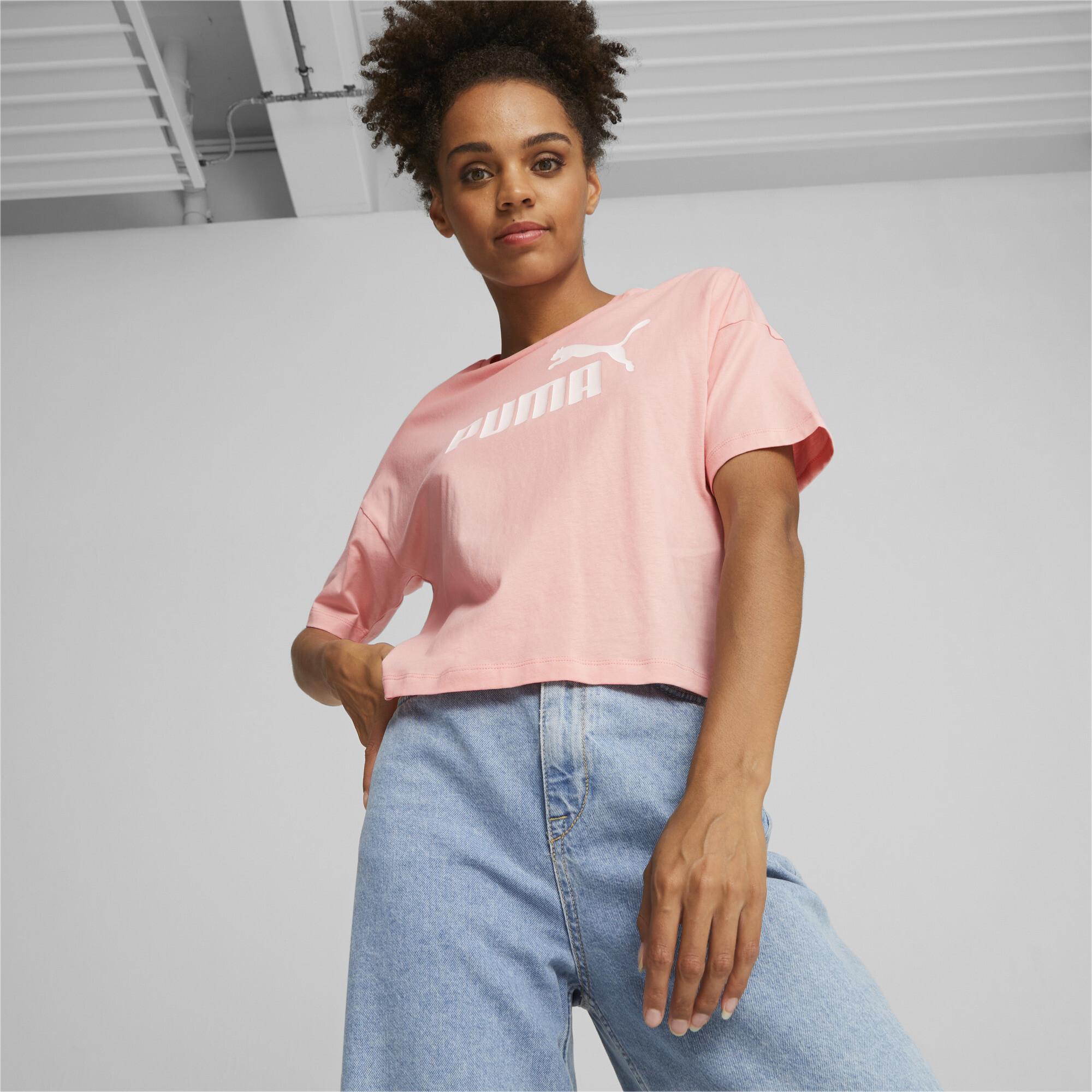 Women's Puma Essentials Logo Cropped T-Shirt, Pink, Size L, Clothing