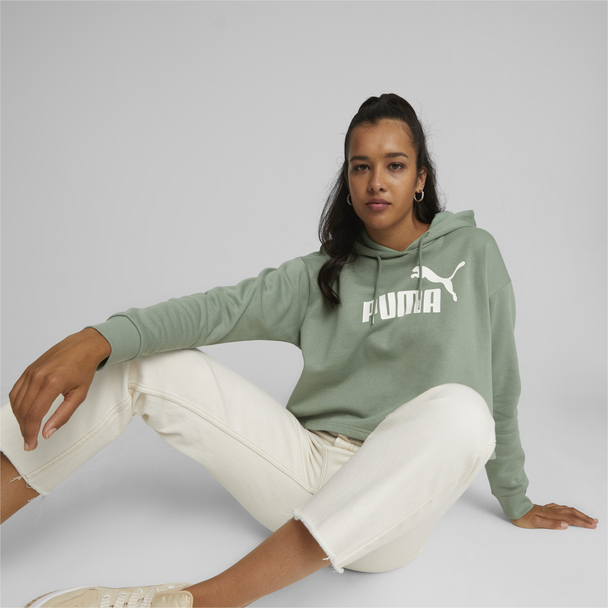 Women's Puma Essentials Cropped Logo's Hoodie, Green, Size XXS, Clothing