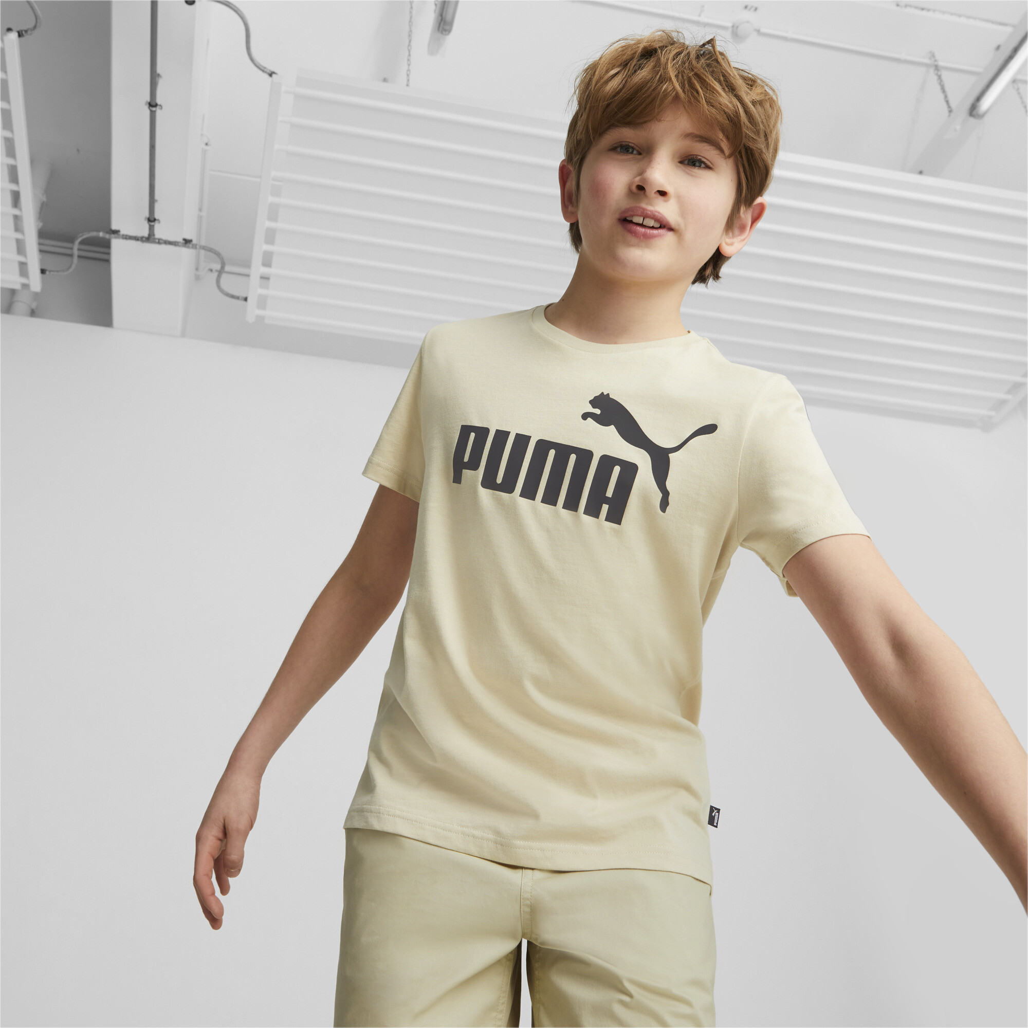 Men's Puma Essentials Logo Tee Youth, Beige, Size 11-12Y, Guide