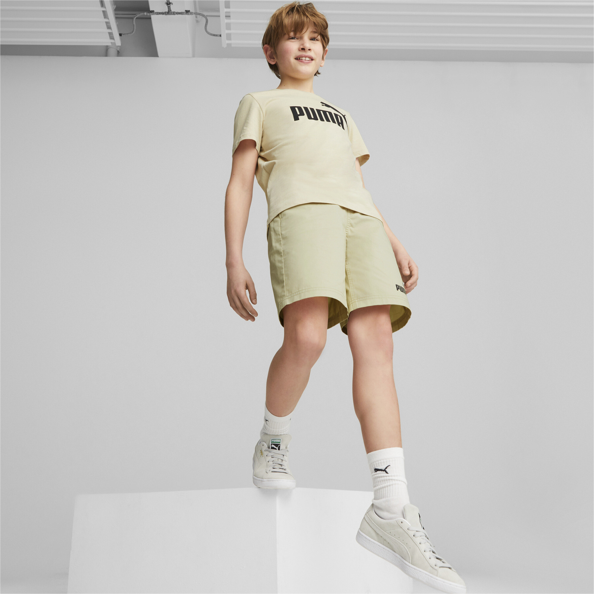 Men's Puma Essentials Logo Tee Youth, Beige, Size 11-12Y, Guide