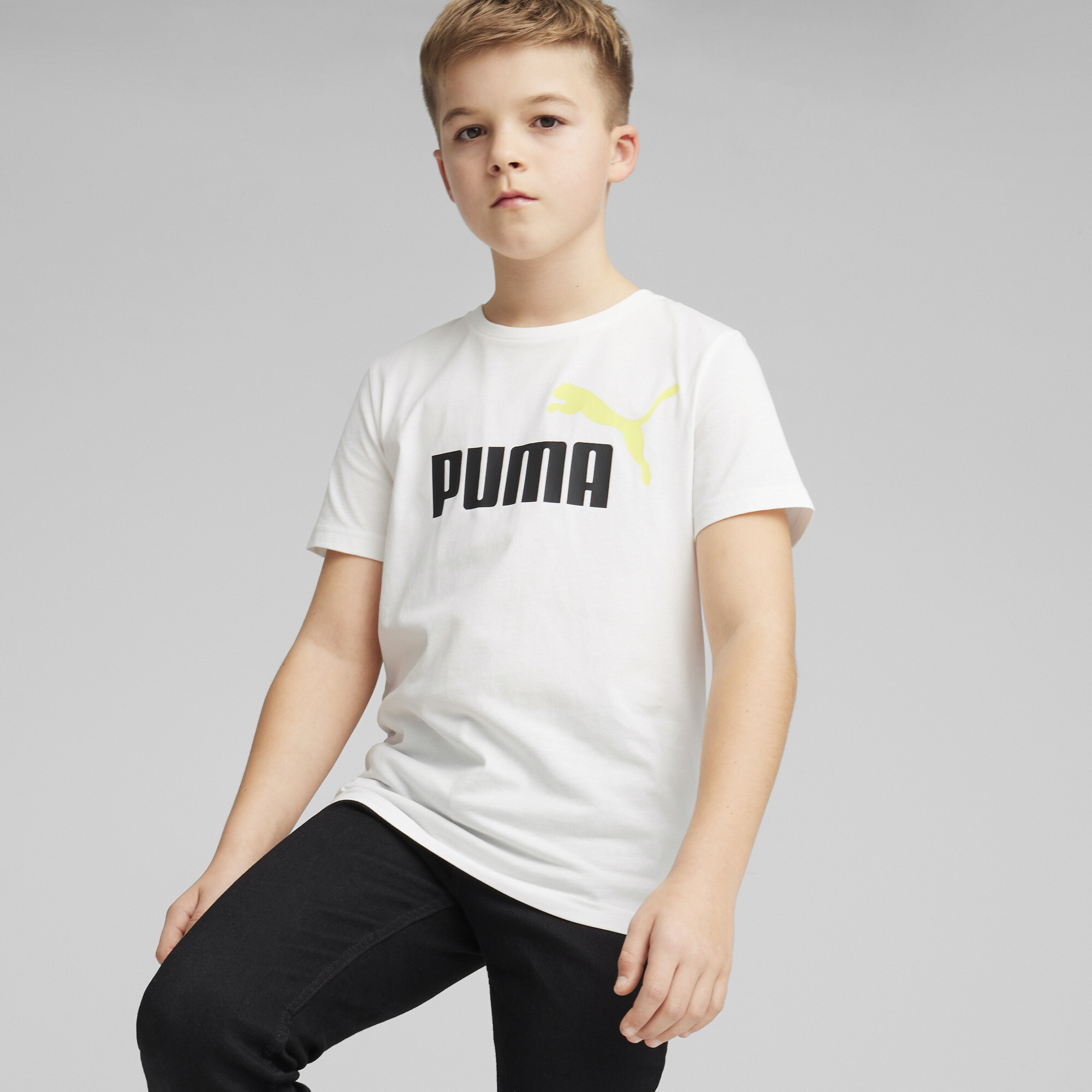 PUMA Essentials+ Two-Tone Logo T-Shirt In White, Size 3-4 Youth