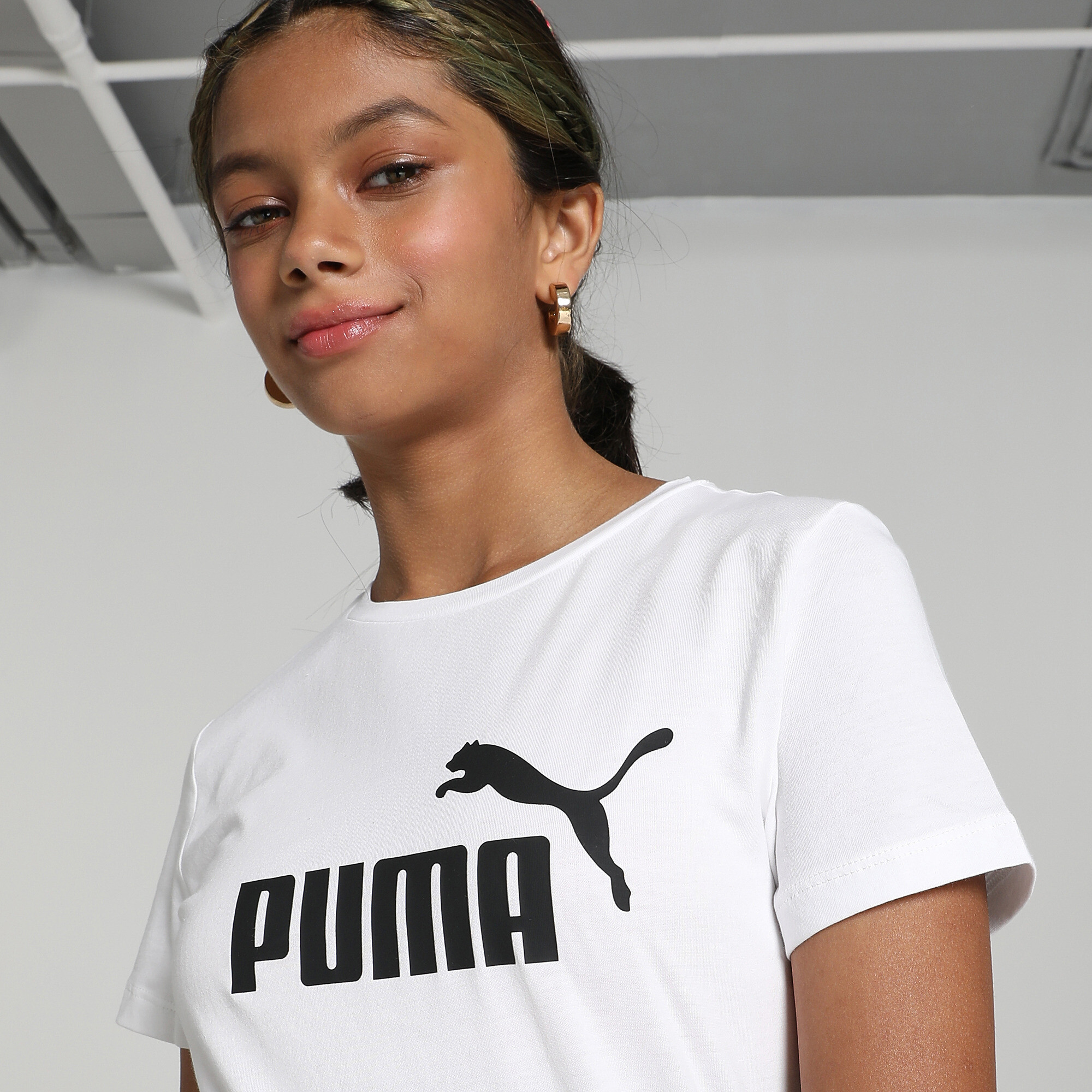 Women's Puma Essentials Logo Tee Youth, White, Size 9-10Y, Clothing