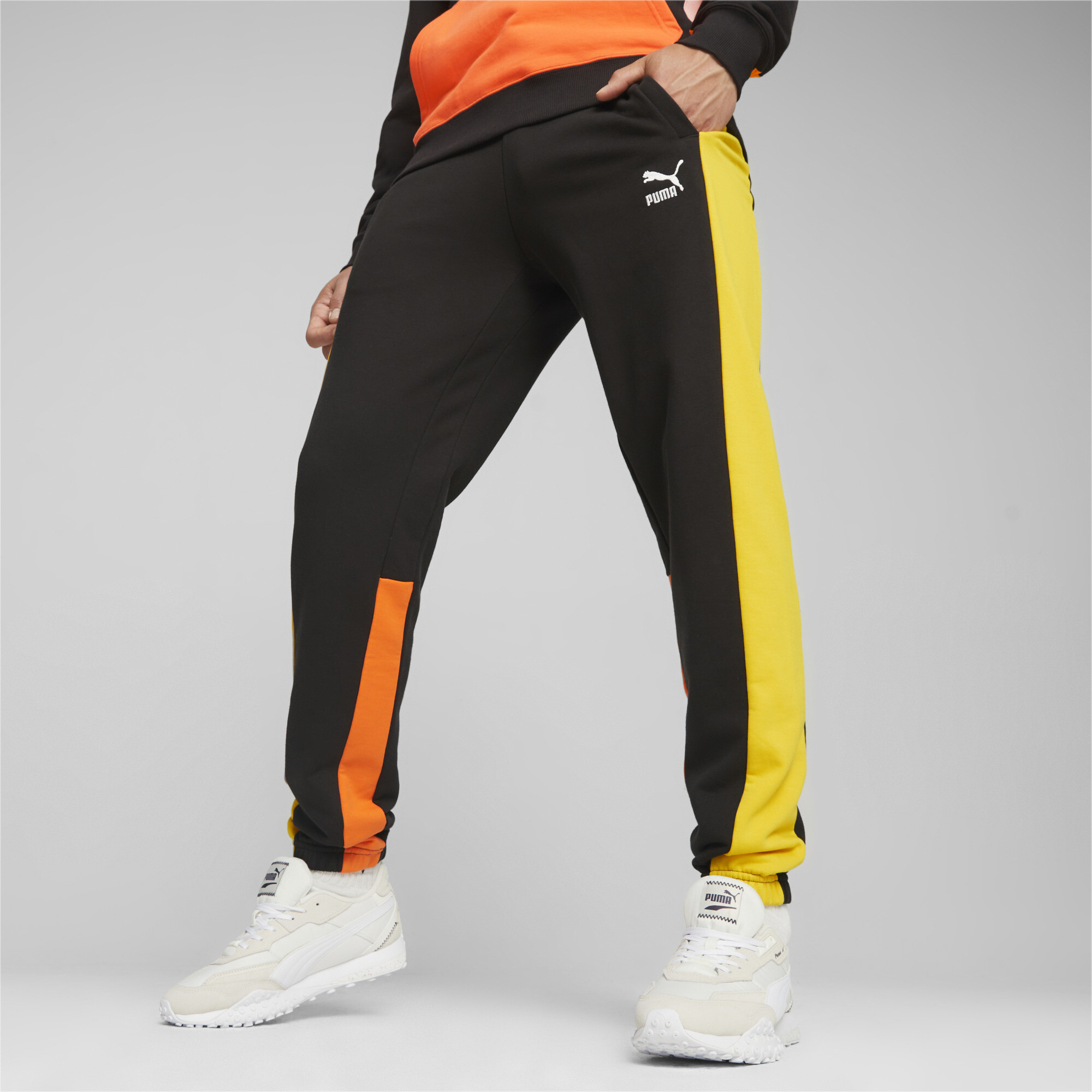 Men's Puma Classics Block's Sweatpants, Black, Size L, Clothing