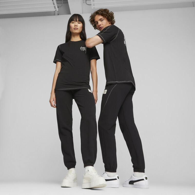 

PUMA Classics Graphic Unisex Tee, Black