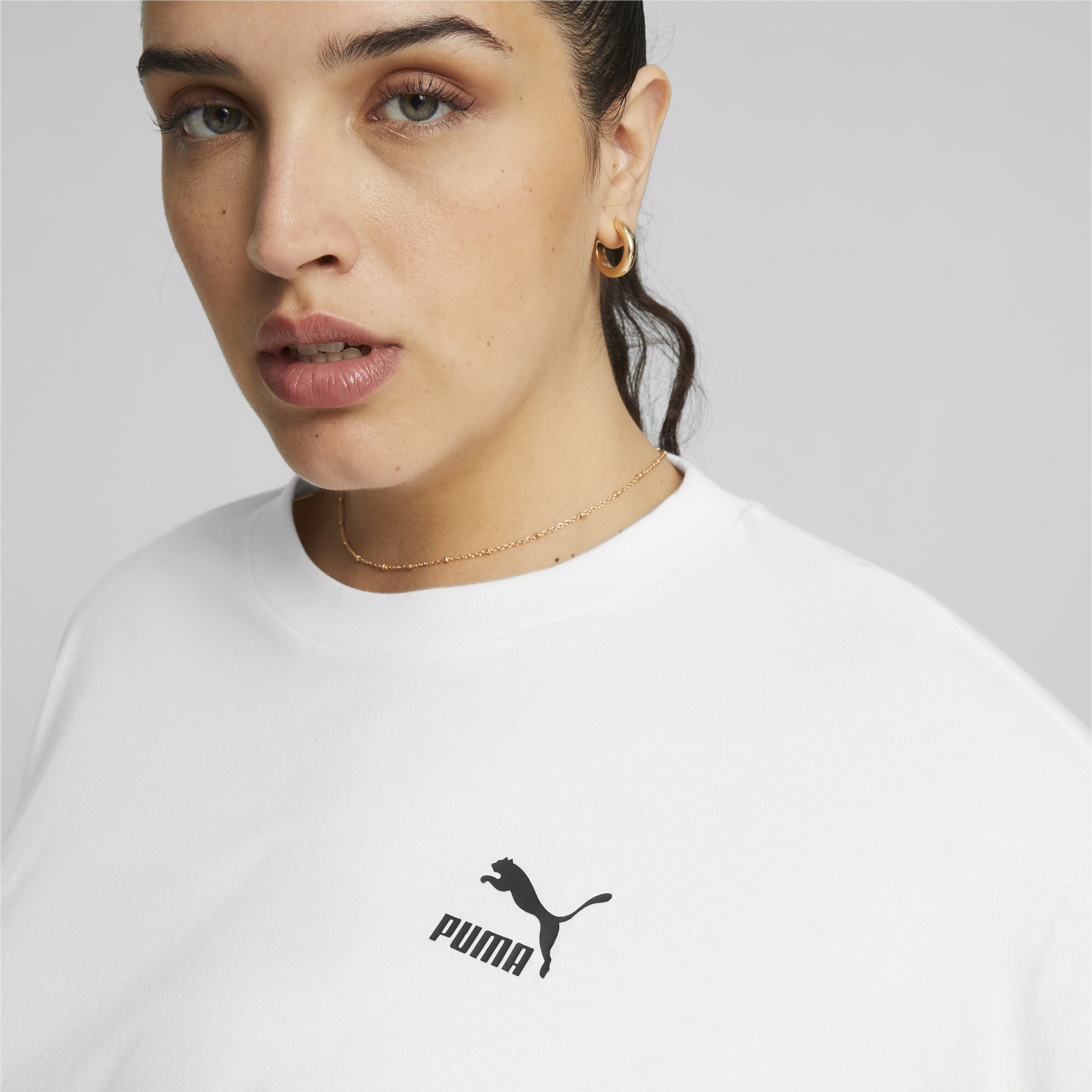 Women's PUMA CLASSICS Oversized T-Shirt In White, Size Medium