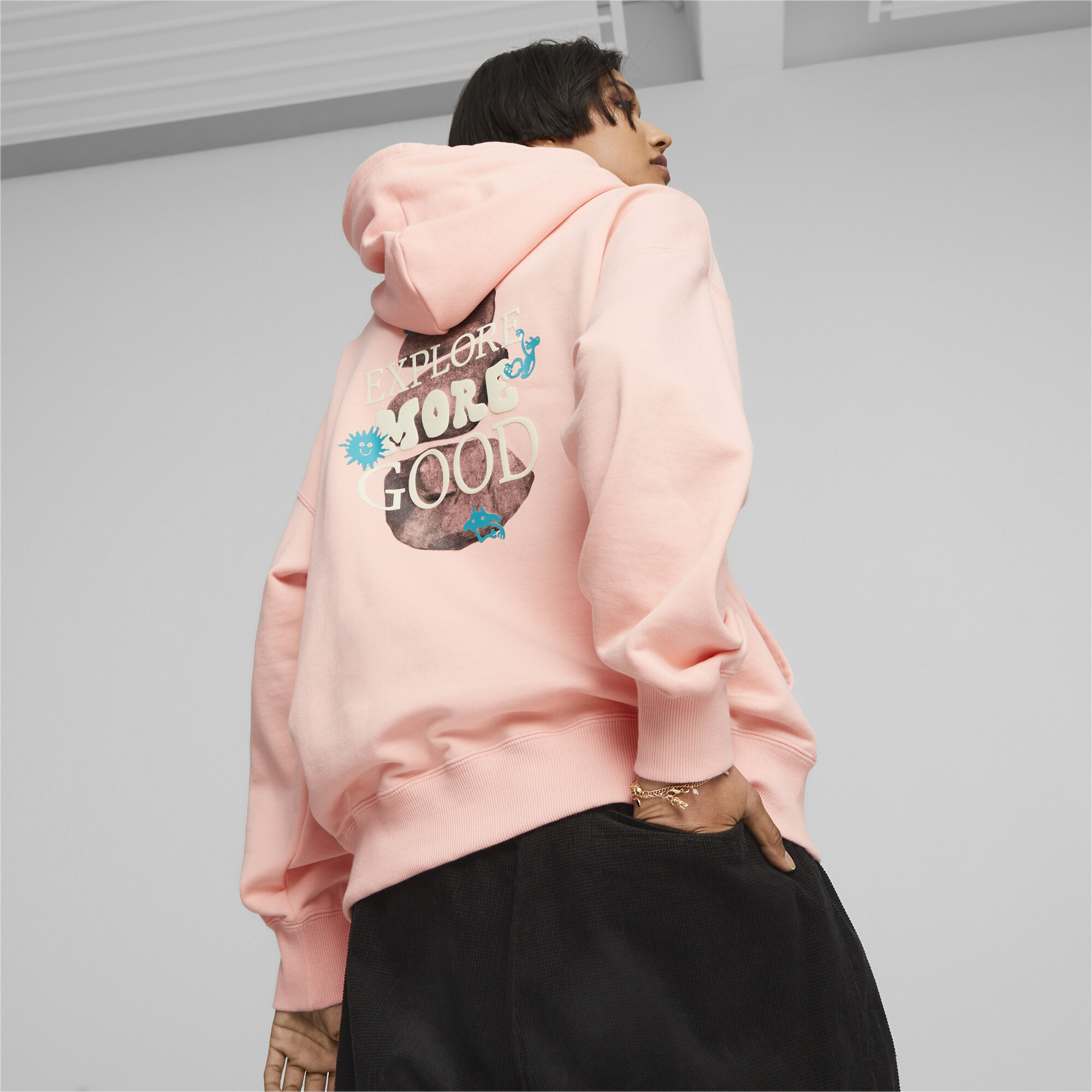 Women's PUMA DOWNTOWN Oversized Graphic Hoodie In Pink, Size Medium