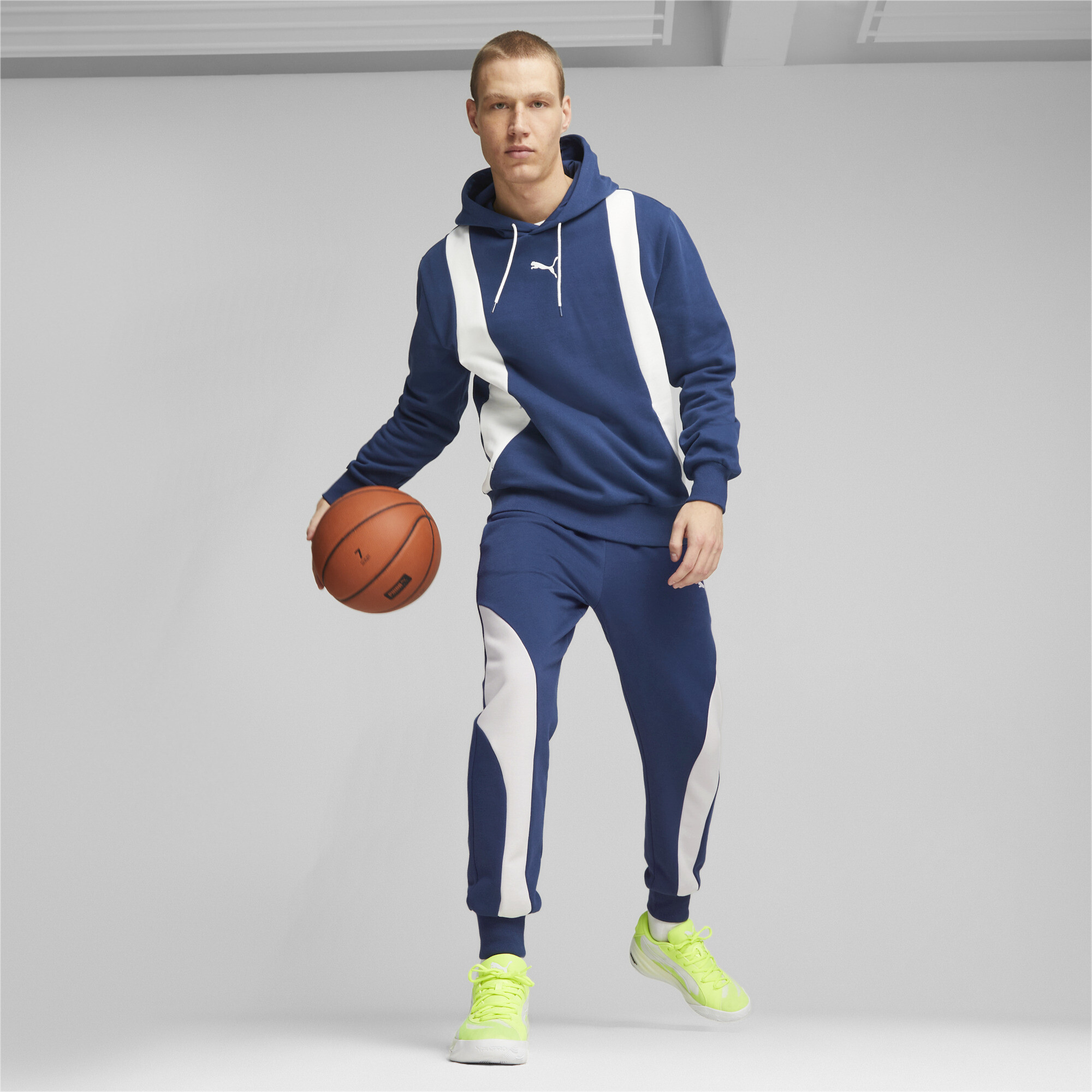 Men's PUMA Blueprint Formstrip Basketball Hoodie In 80 - Blue, Size XS