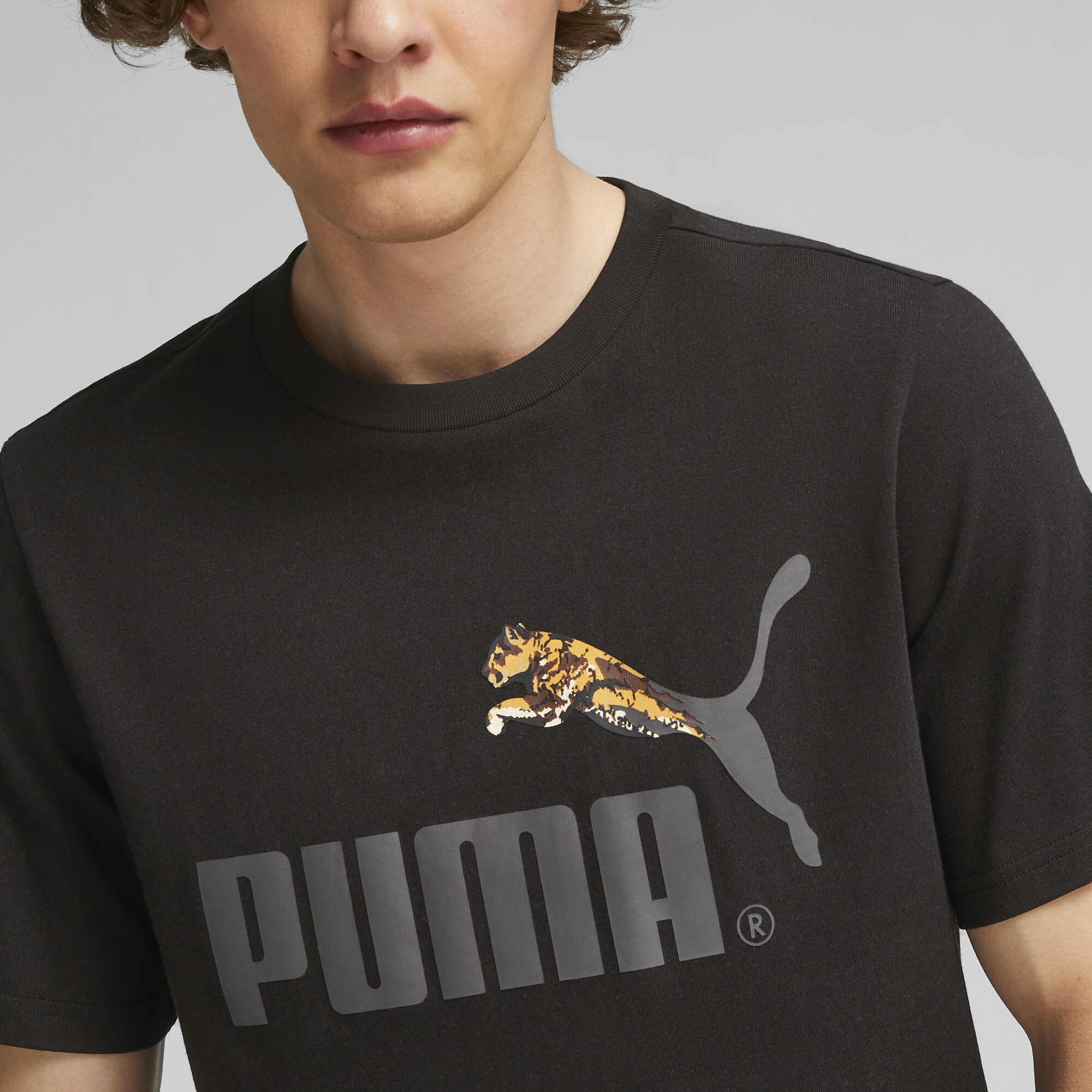 Men's PUMA CLASSICS NO.1 LOGO T-Shirt In Black, Size Small, Cotton