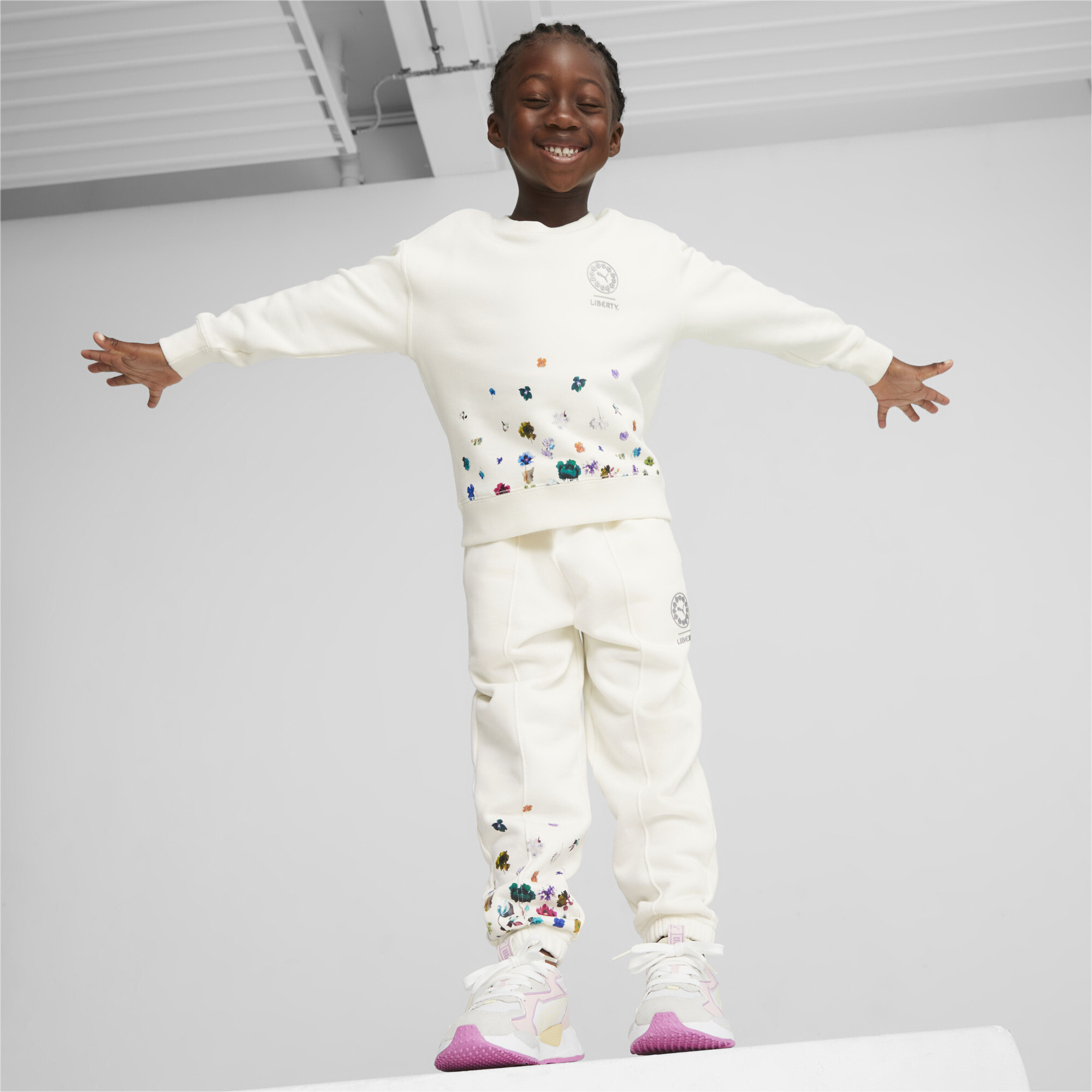 Kids' PUMA X LIBERTY Sweatpants In White, Size 2-3 Months