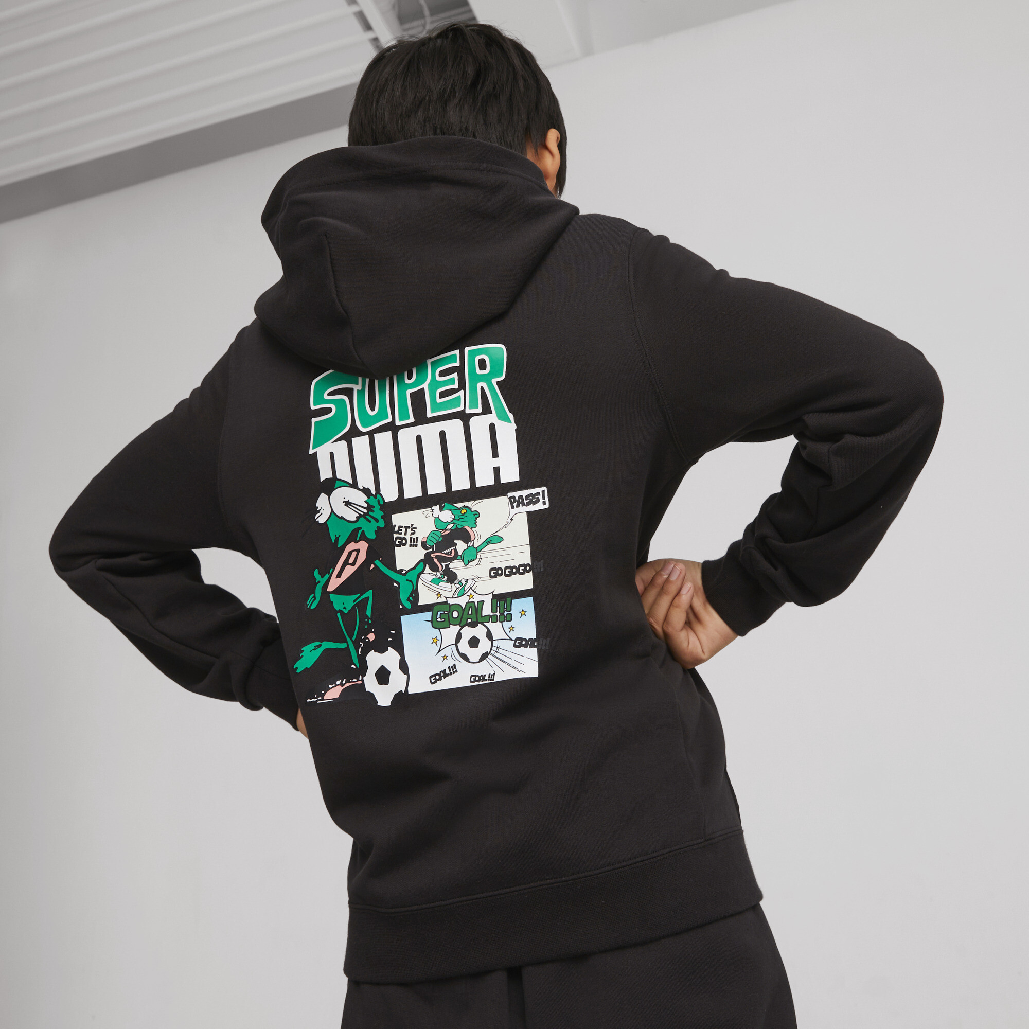 Classics SUPER PUMA Hoodie In Black, Size 13-14 Youth, Cotton